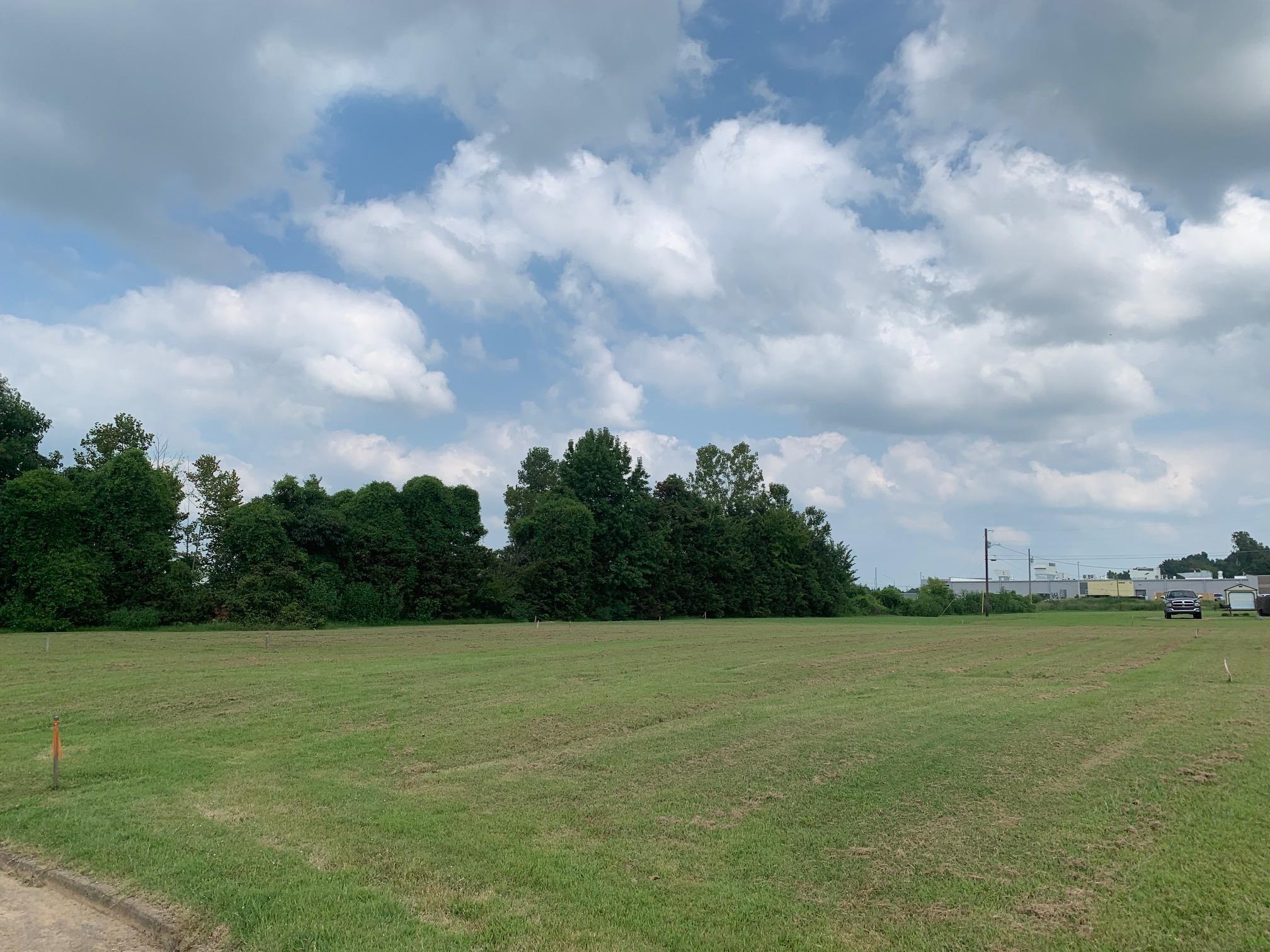 00 WILLOW CREEK DR Property Photo 1
