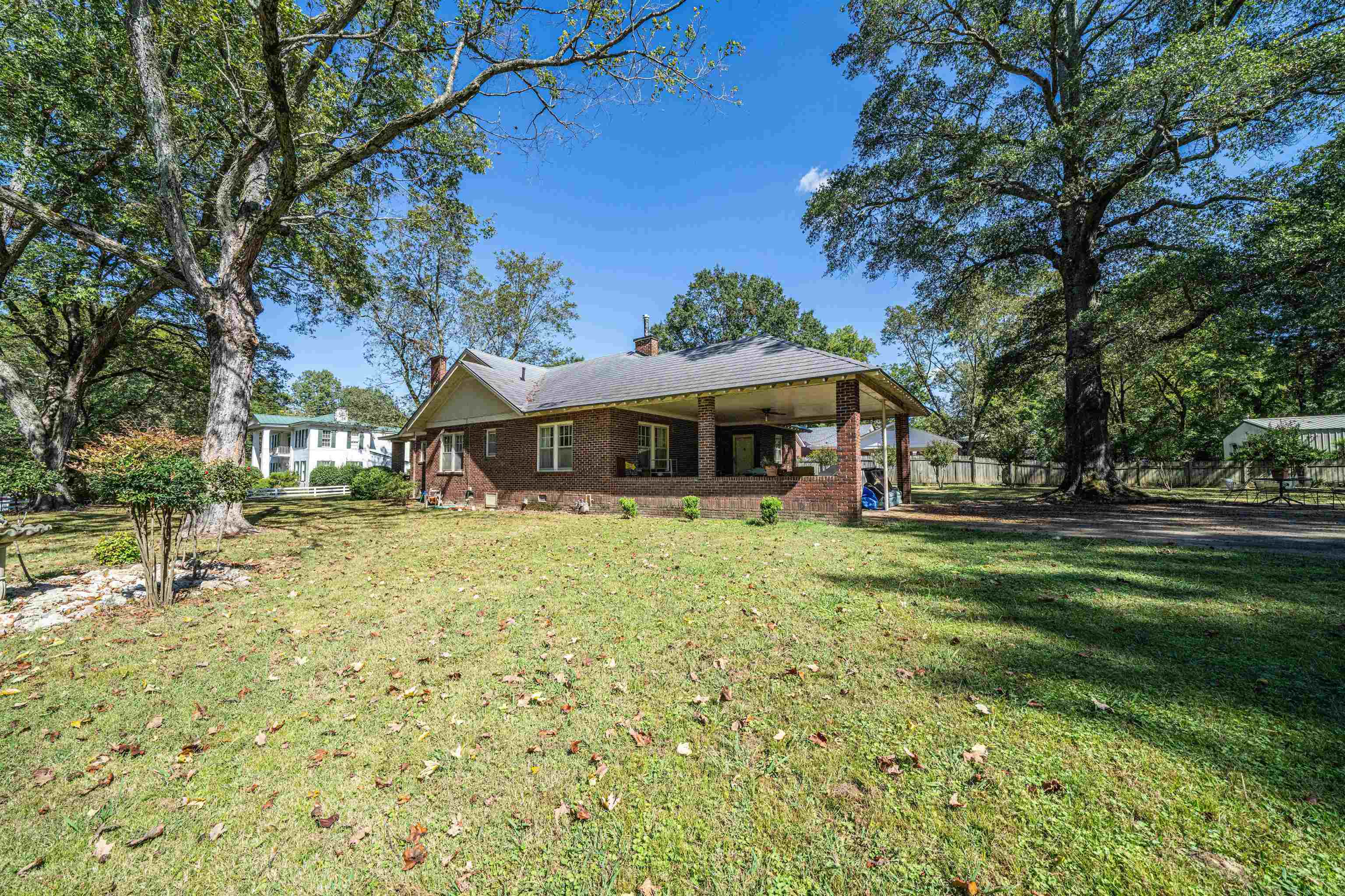 307 Church St Property Photo 3
