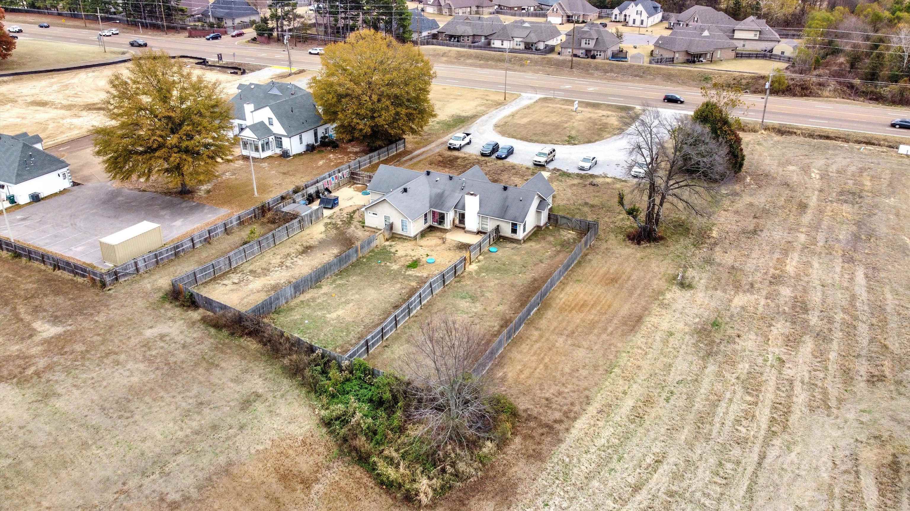 5165 Getwell Rd Property Photo 10