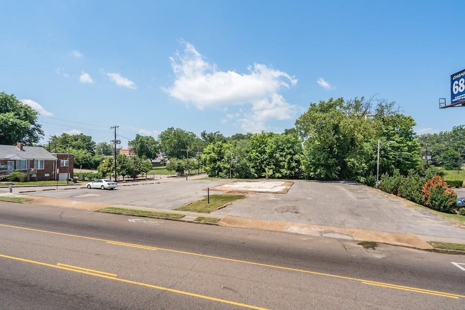 153 N Cleveland St Property Photo 2
