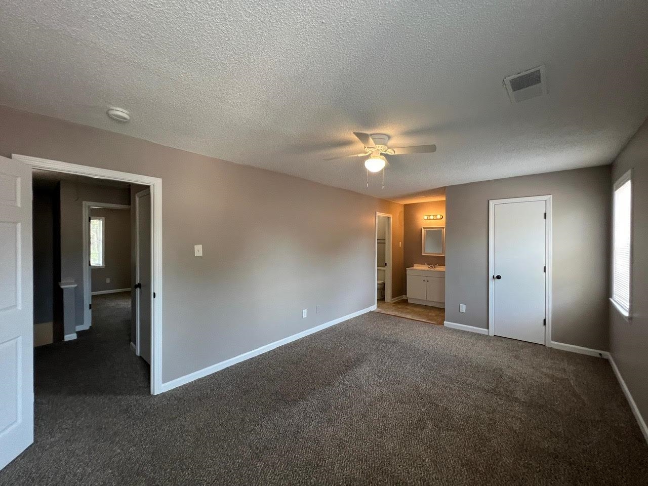5995 Lofty Oak Dr 5995 Property Photo 7