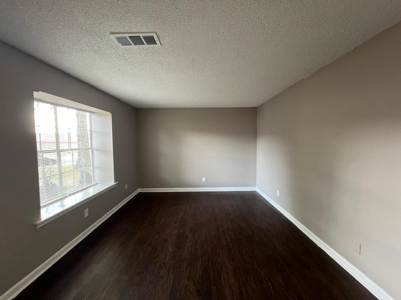 5995 Lofty Oak Dr 5995 Property Photo 17