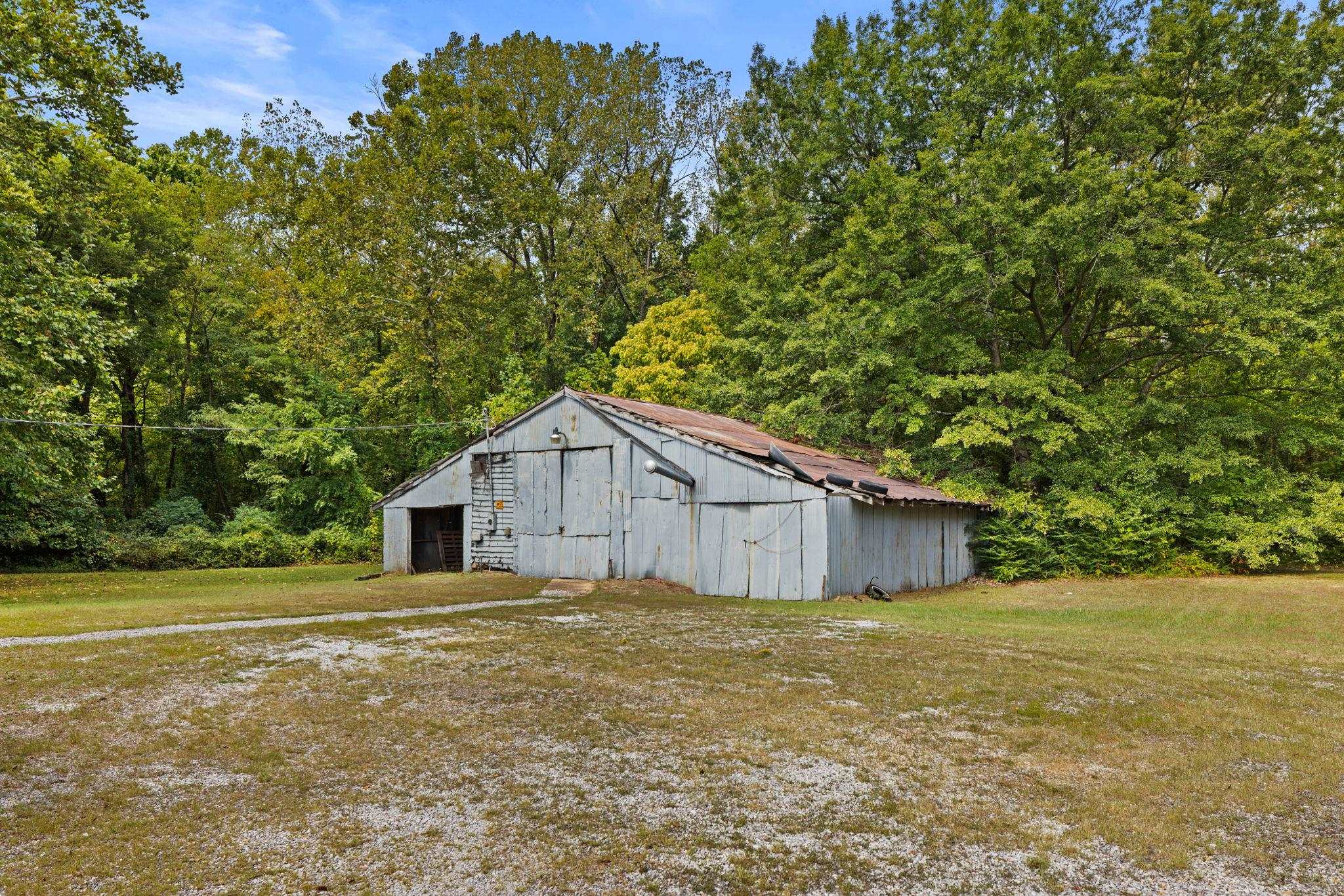 508 Tate St Property Photo 4