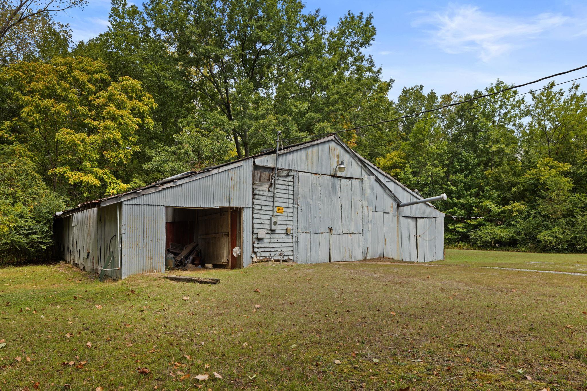 508 Tate St Property Photo 5