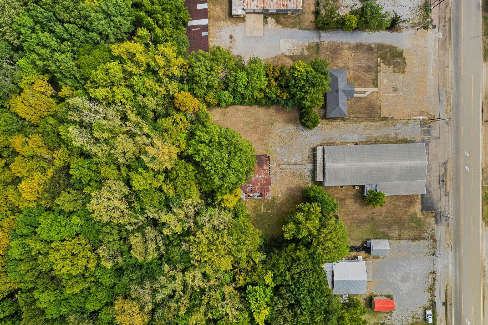 508 Tate St Property Photo 9