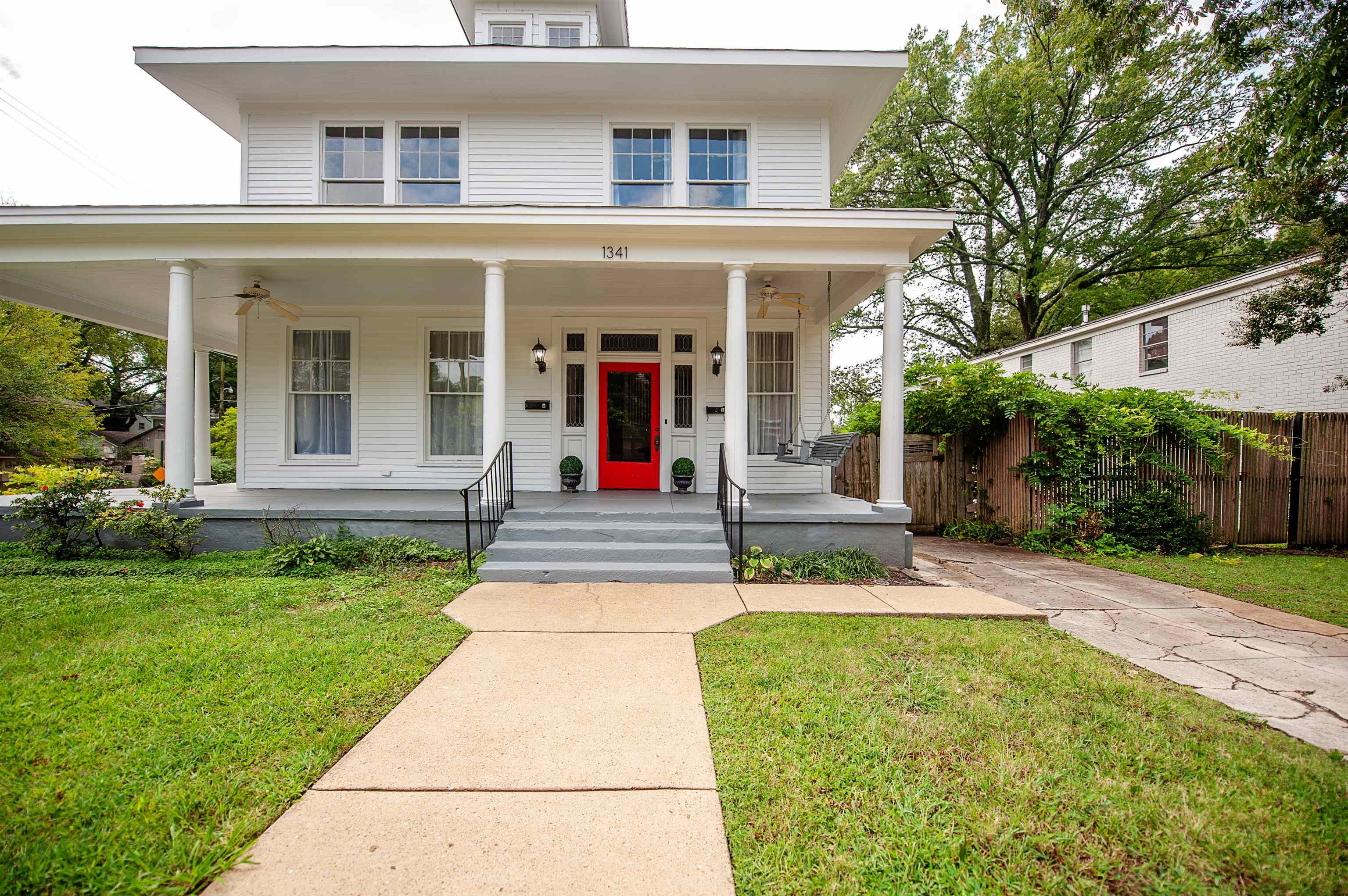 1341 Vinton Ave Property Photo 1