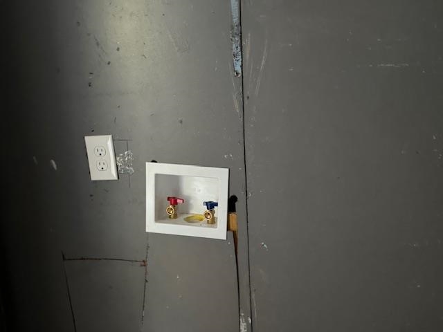 177 Modder Ave Property Photo 12