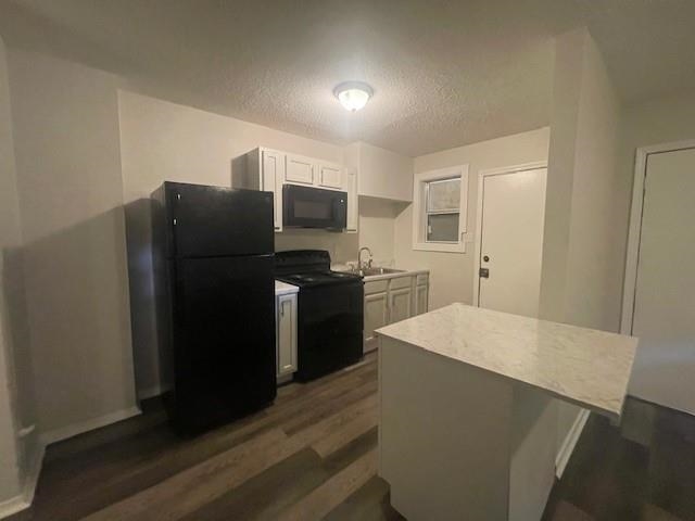 374 N Dunlap St Property Photo 2