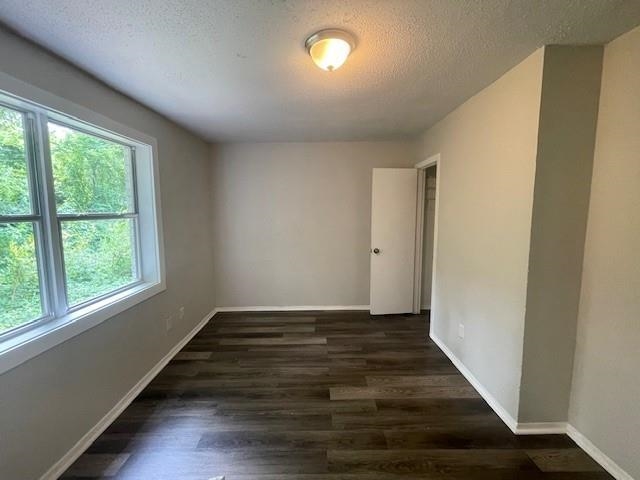 374 N Dunlap St Property Photo 5