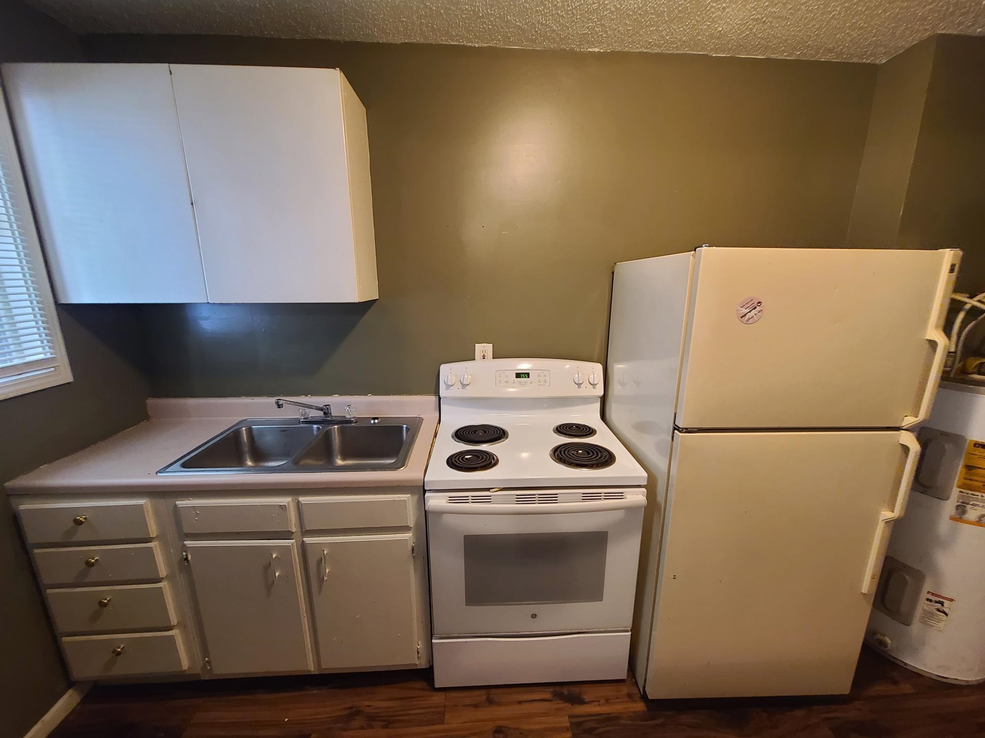 374 N Dunlap St Property Photo 12
