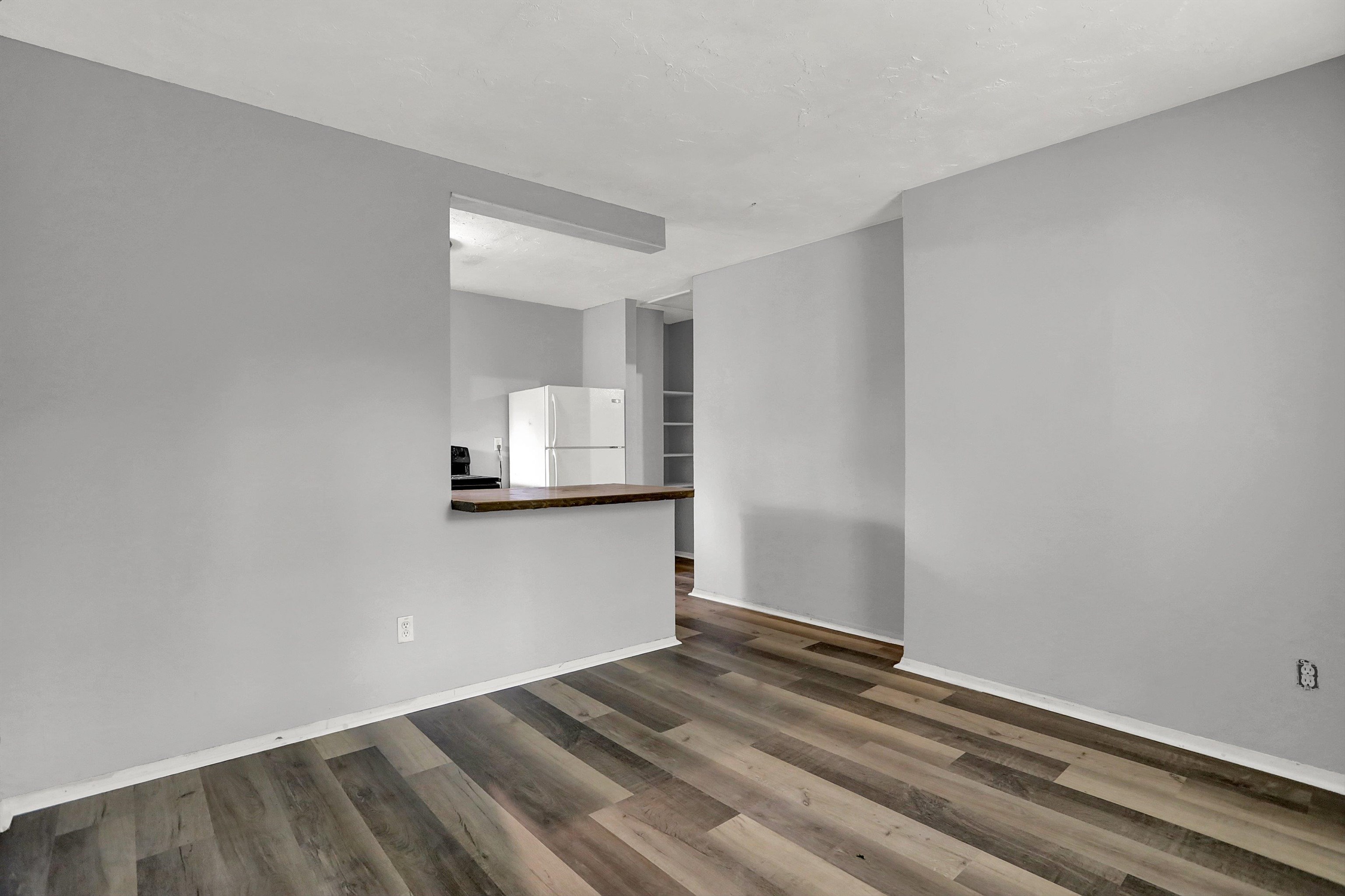 374 N Dunlap St Property Photo 16
