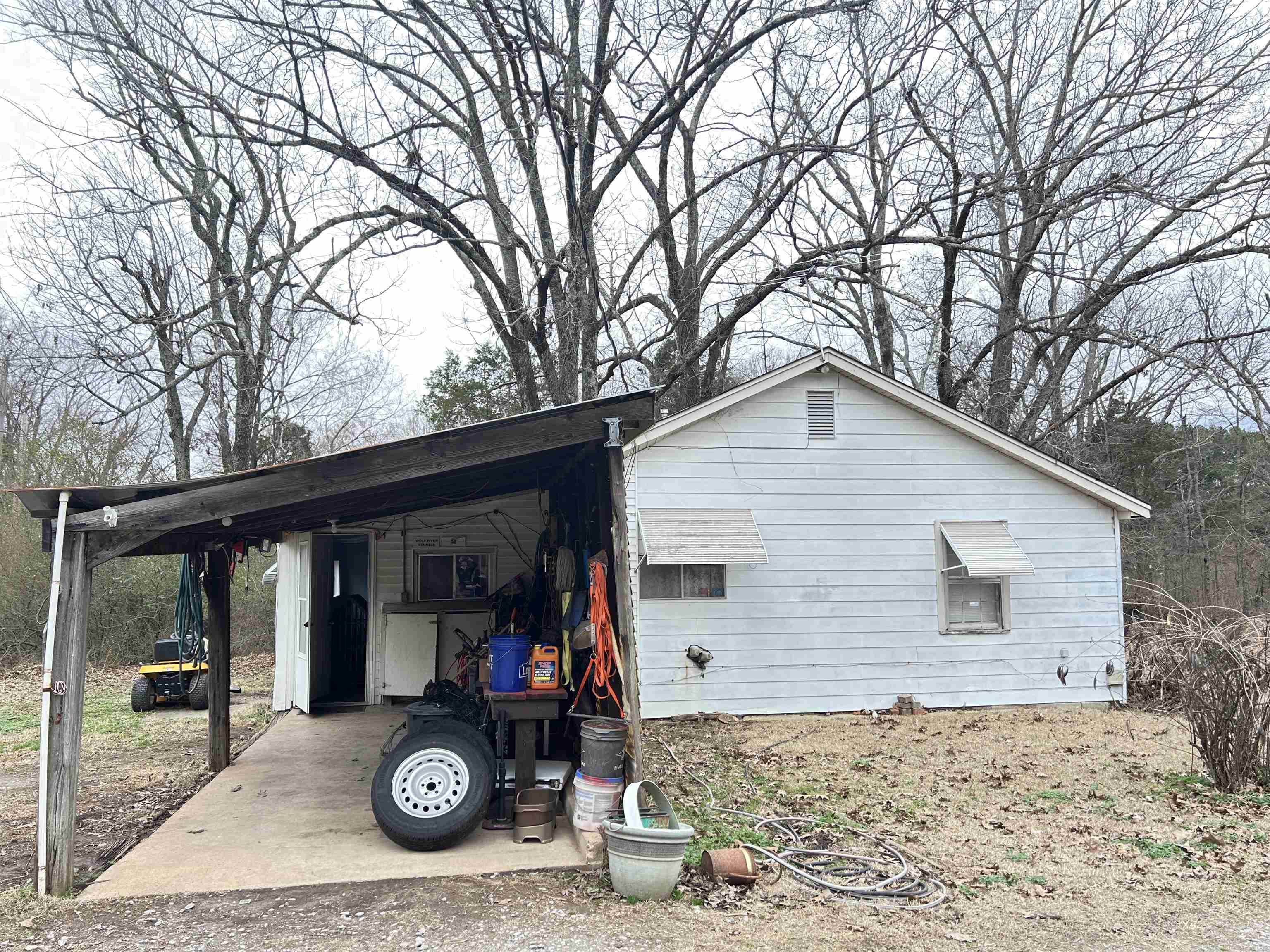 11361 Macon Rd Property Photo 11