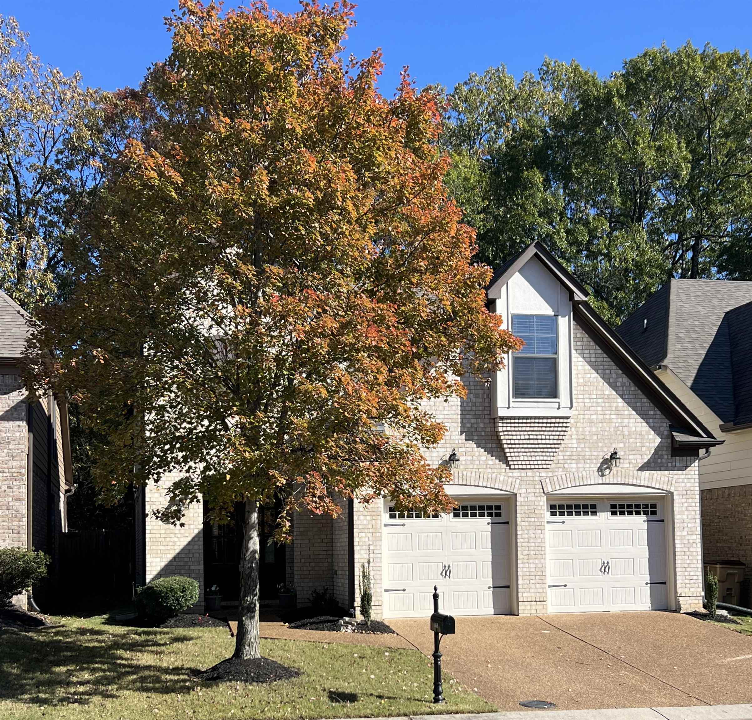 868 Winterfalls Trl Property Photo 1