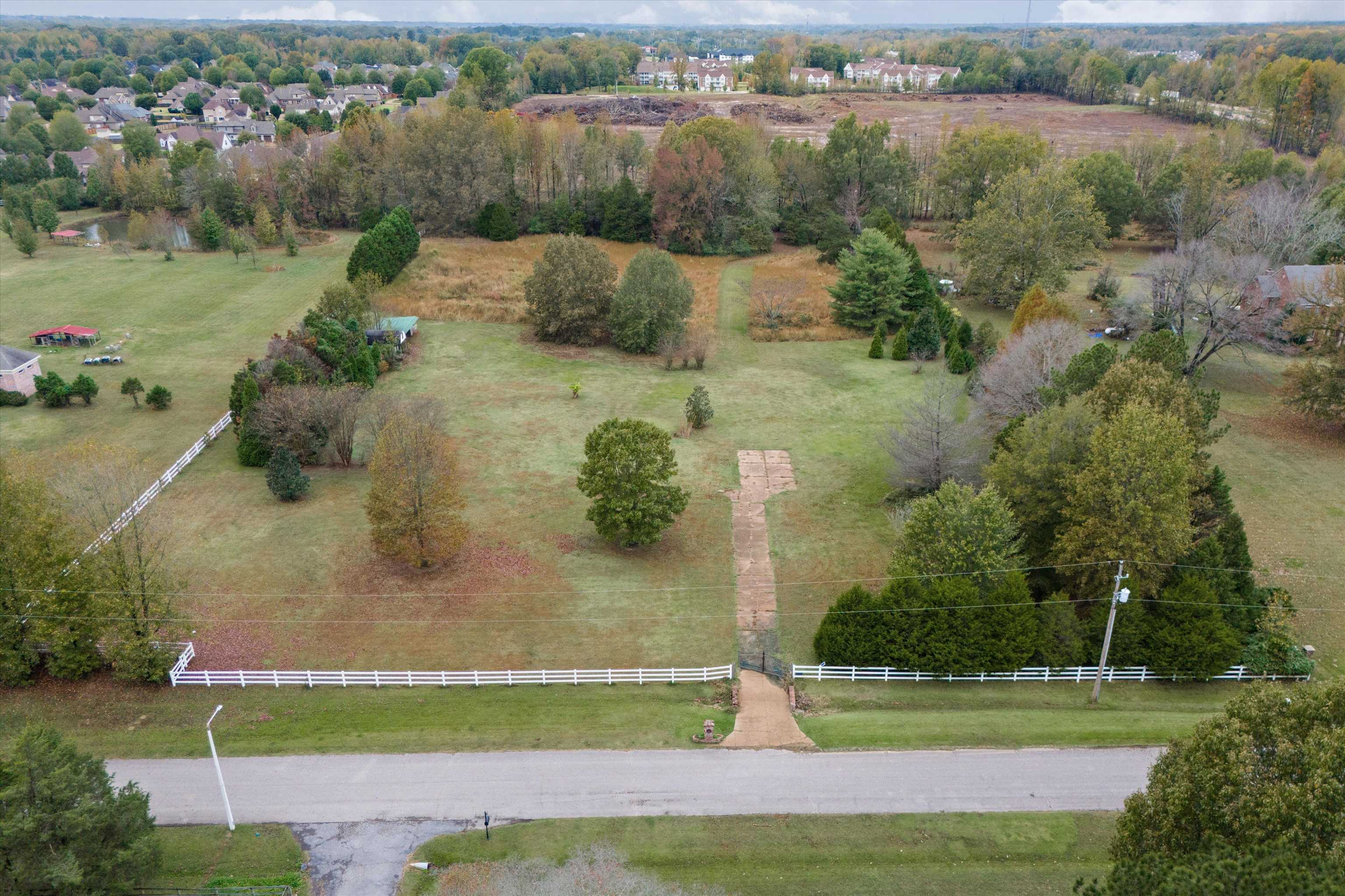 4543 Planters Trace Ln Property Photo 17