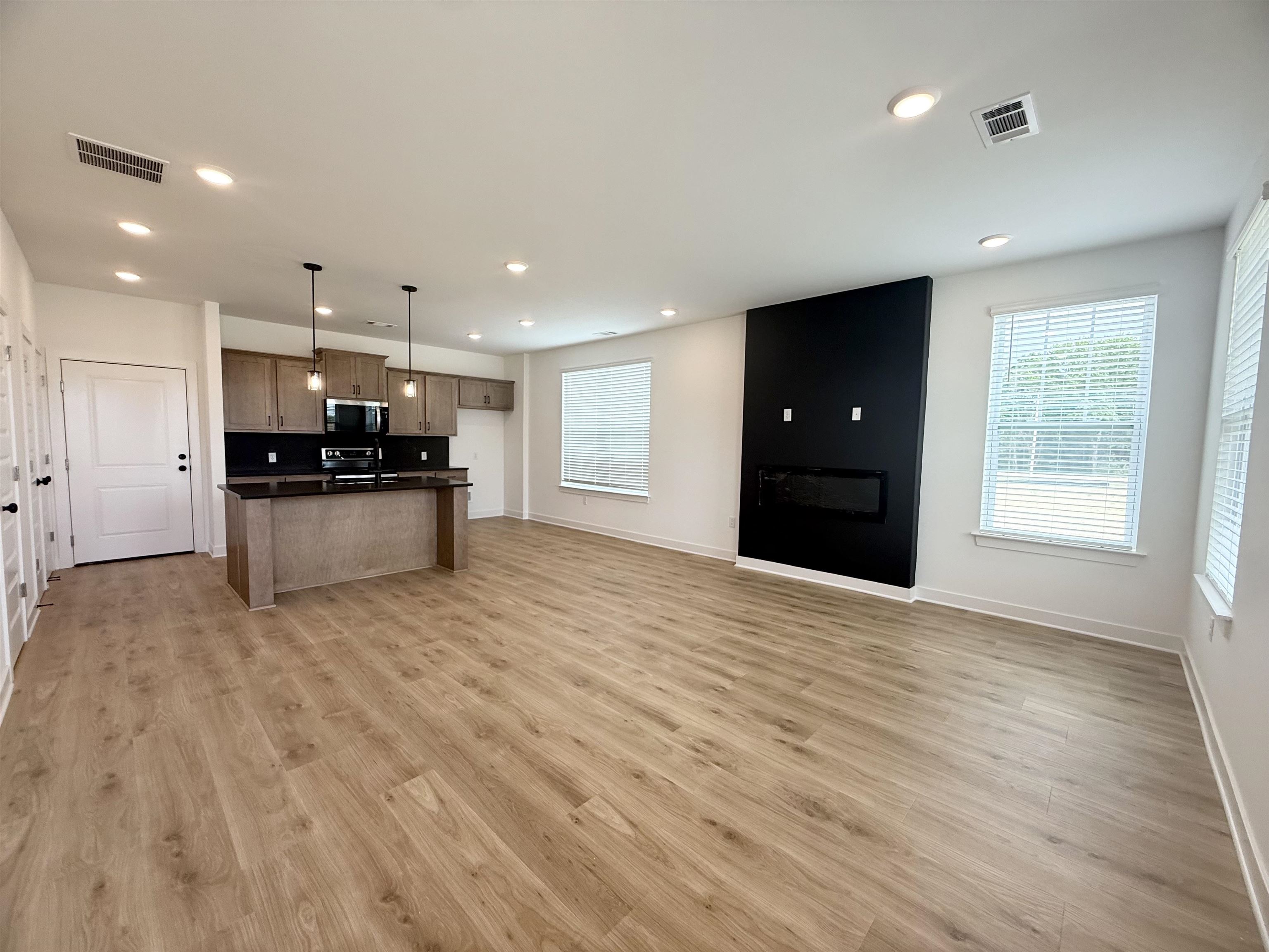 6918 Talcott Ln Property Photo 3