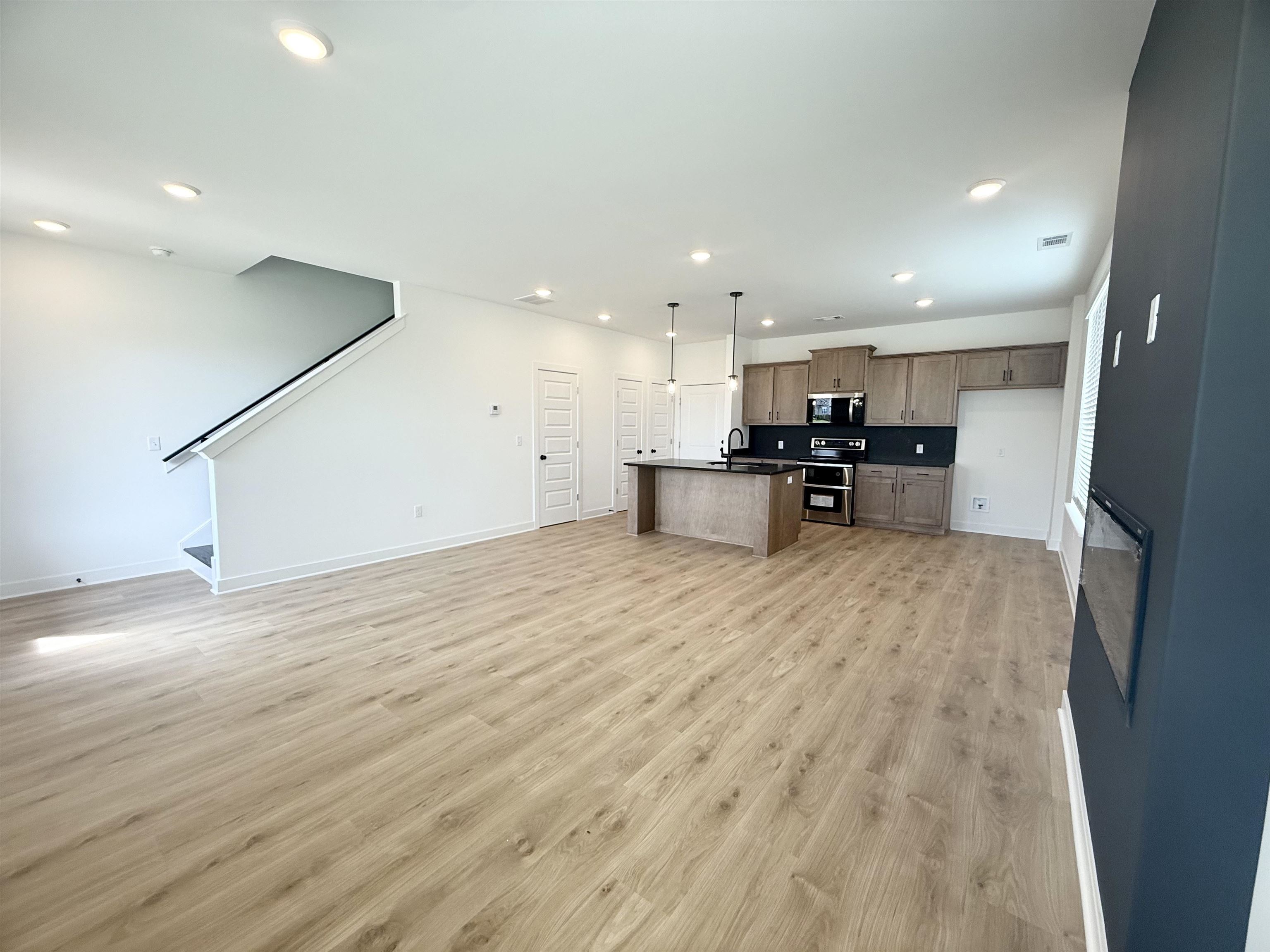 6918 Talcott Ln Property Photo 5