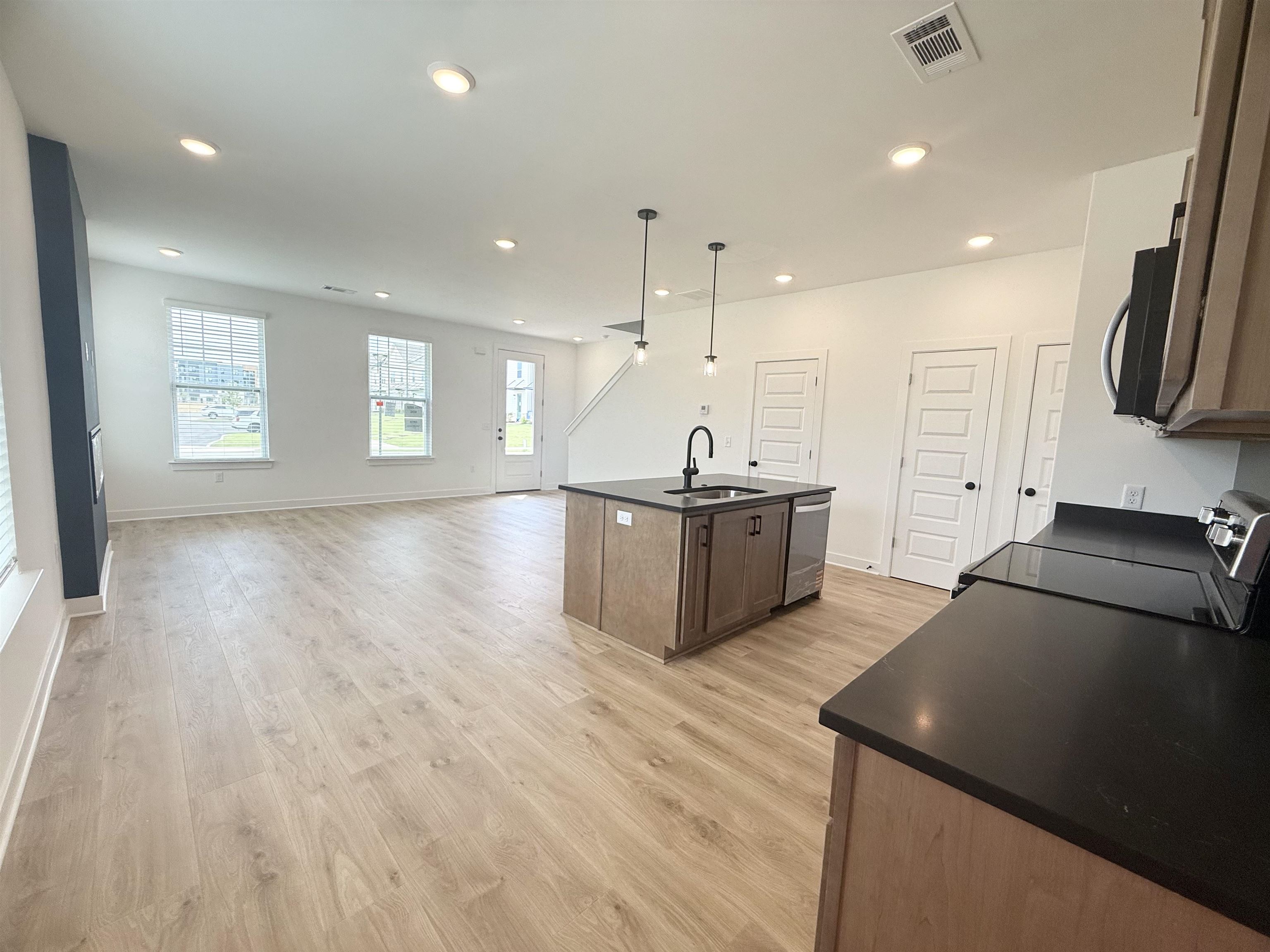 6918 Talcott Ln Property Photo 6