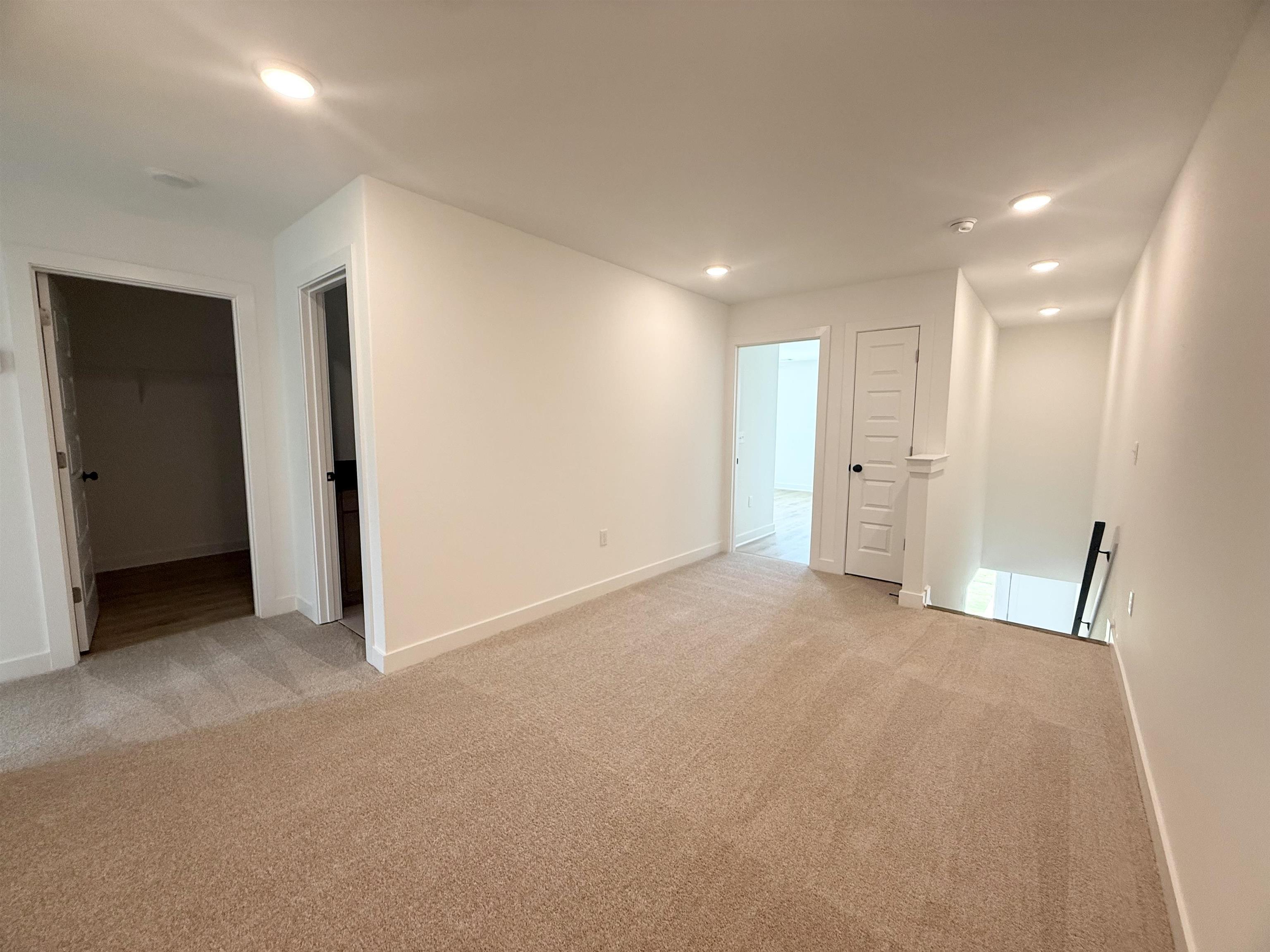 6918 Talcott Ln Property Photo 9