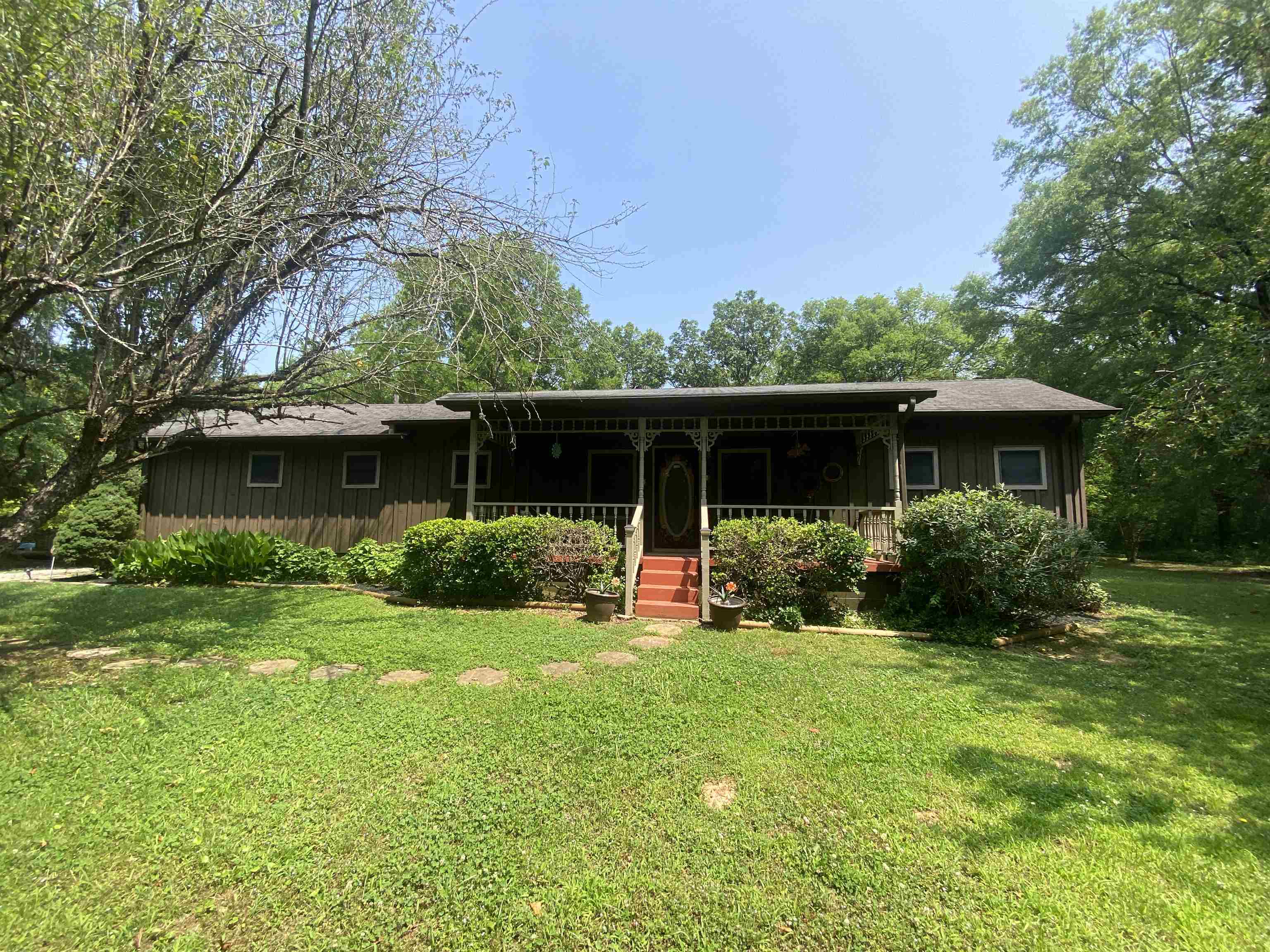 1605 Hurricane Dr Property Photo 1
