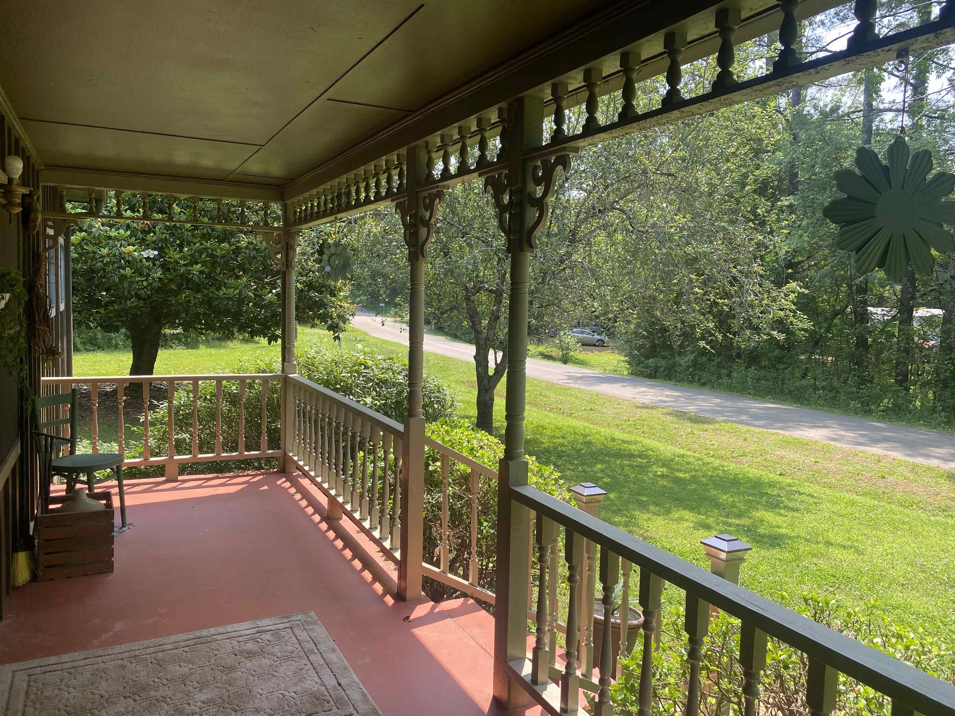 1605 Hurricane Dr Property Photo 3