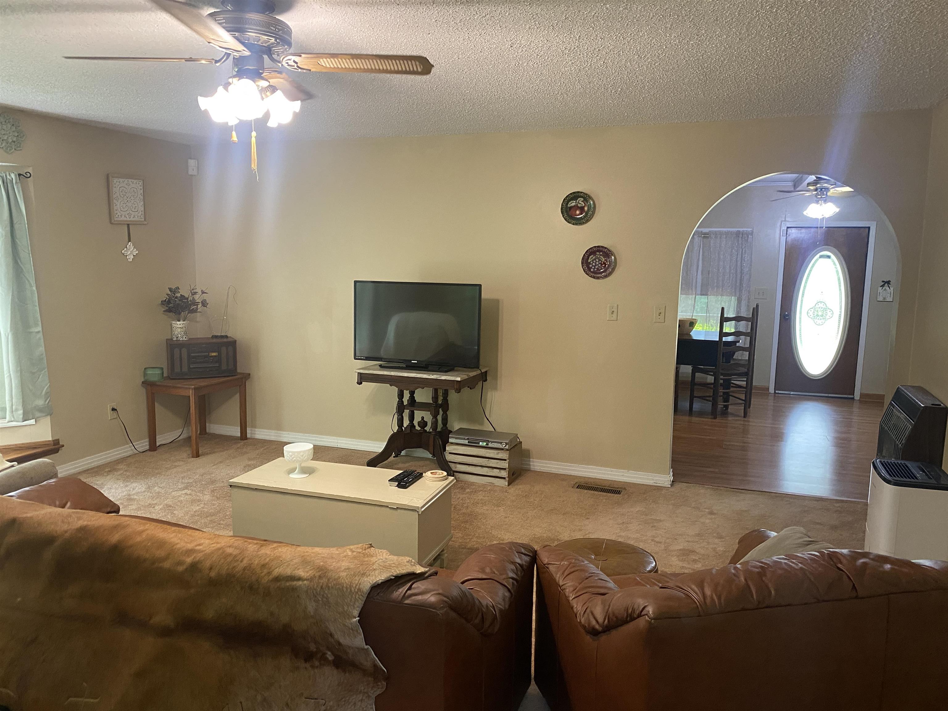 1605 Hurricane Dr Property Photo 5