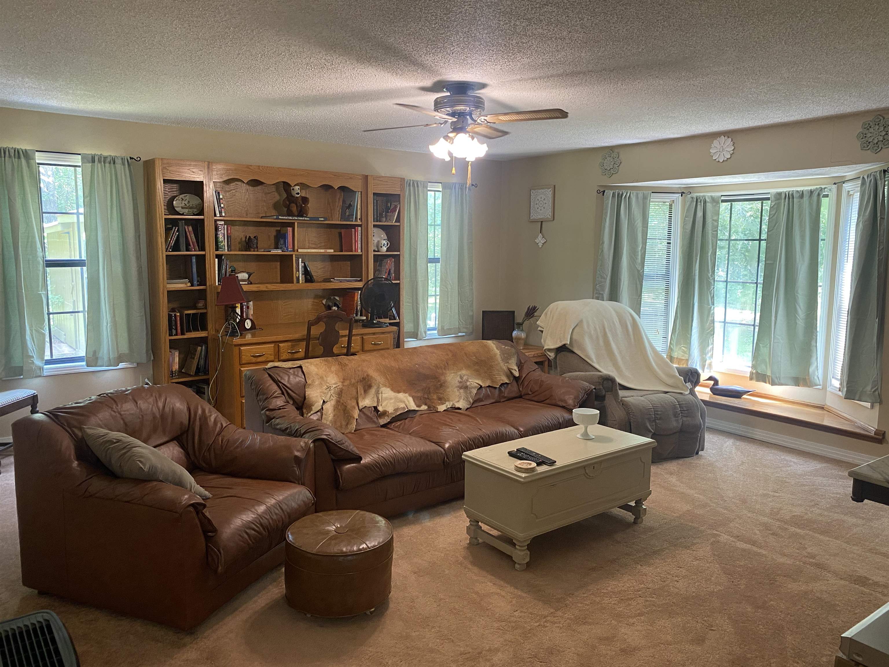 1605 Hurricane Dr Property Photo 7