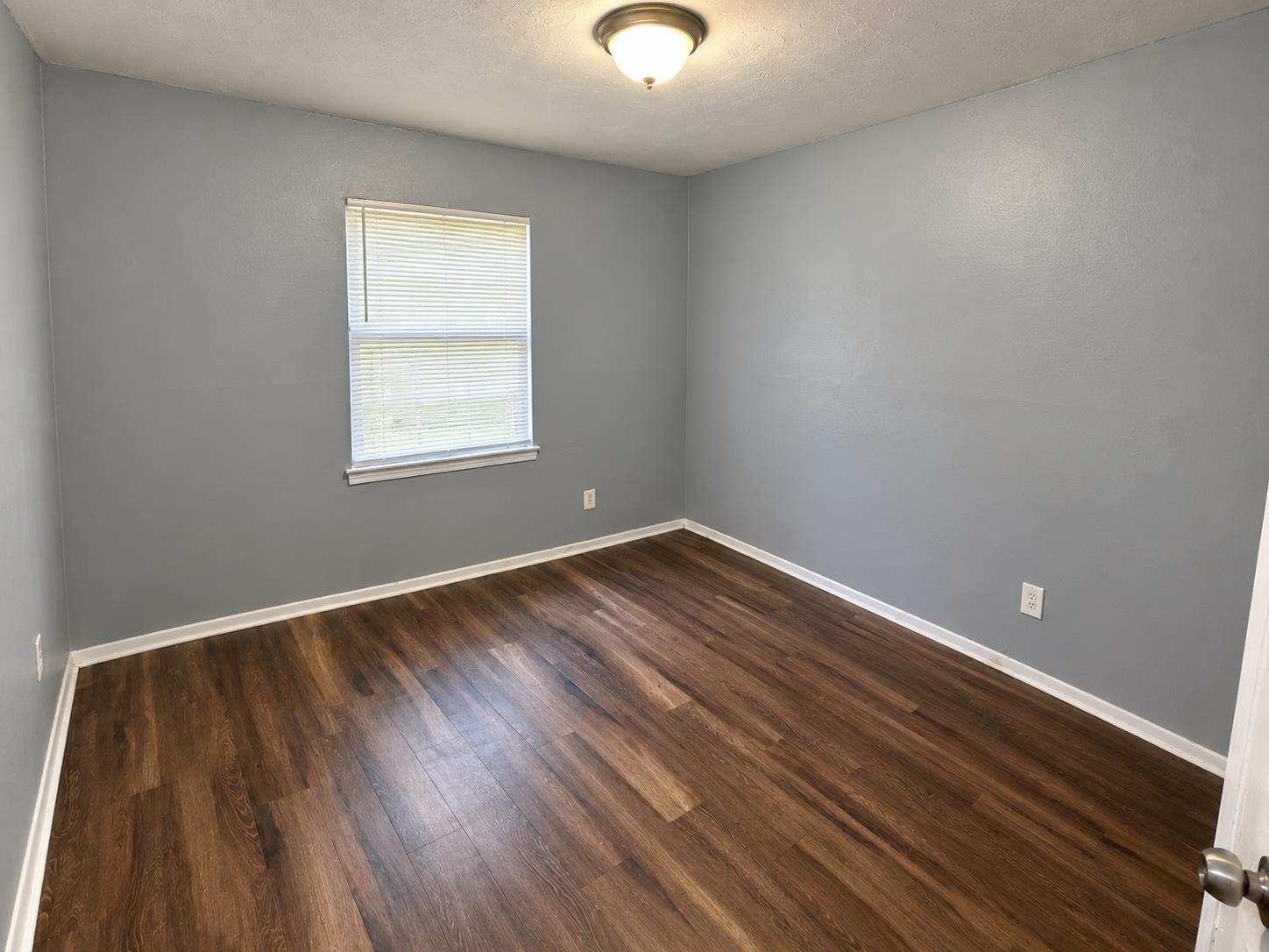 4532 Sunny View Dr Property Photo 6