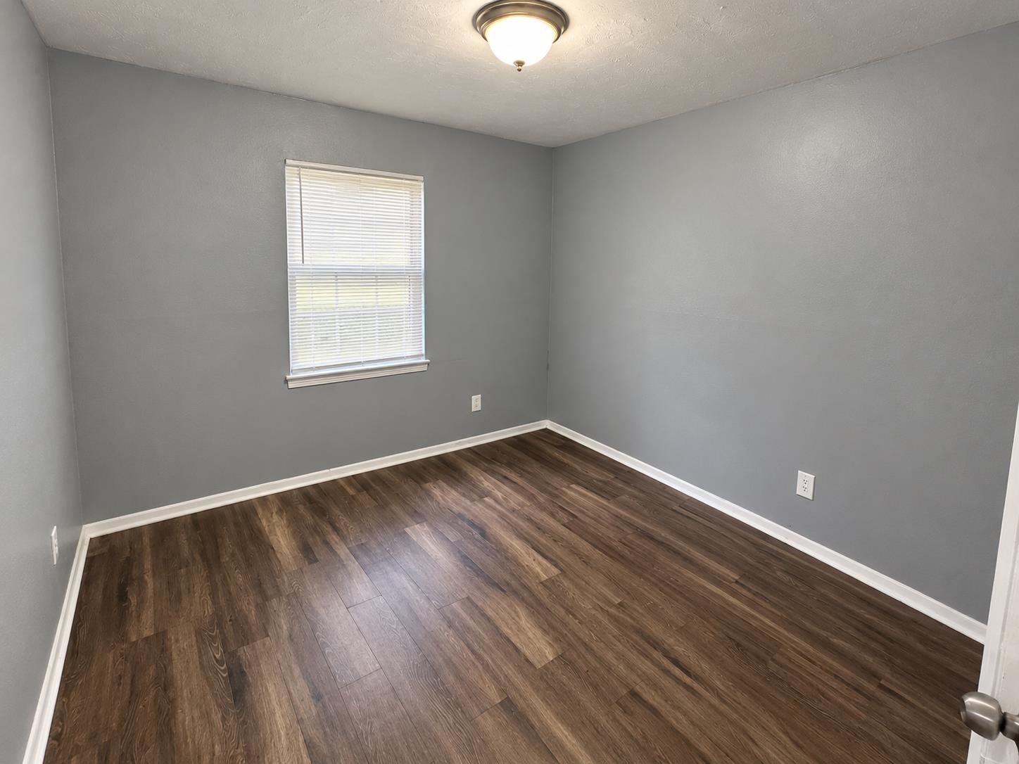 4532 Sunny View Dr Property Photo 7