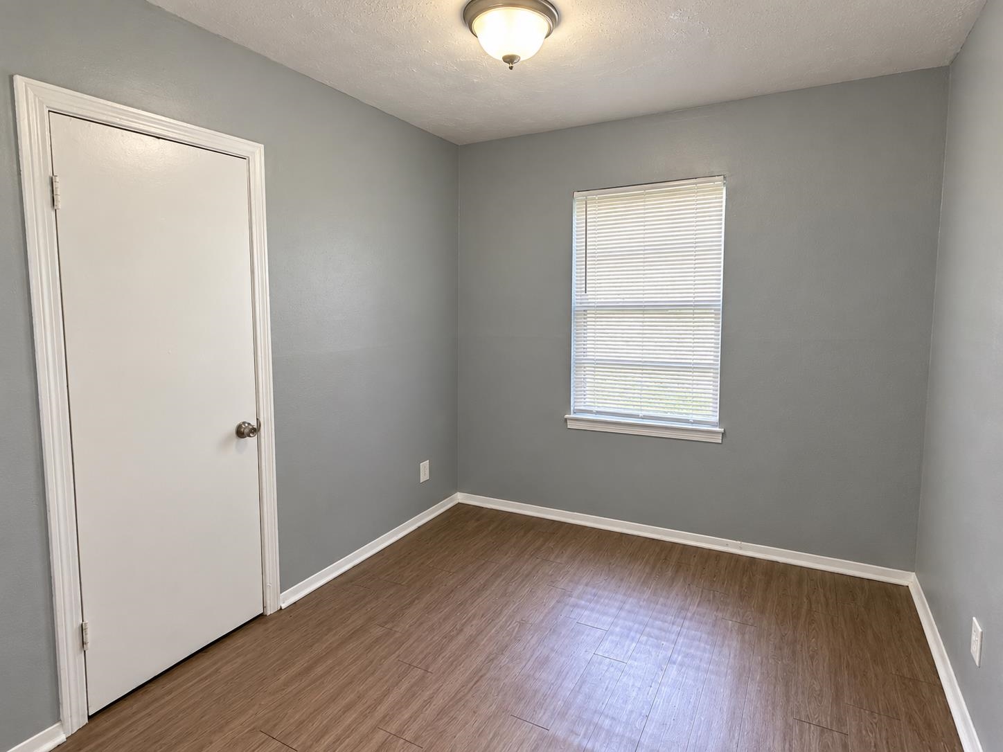 4532 Sunny View Dr Property Photo 8