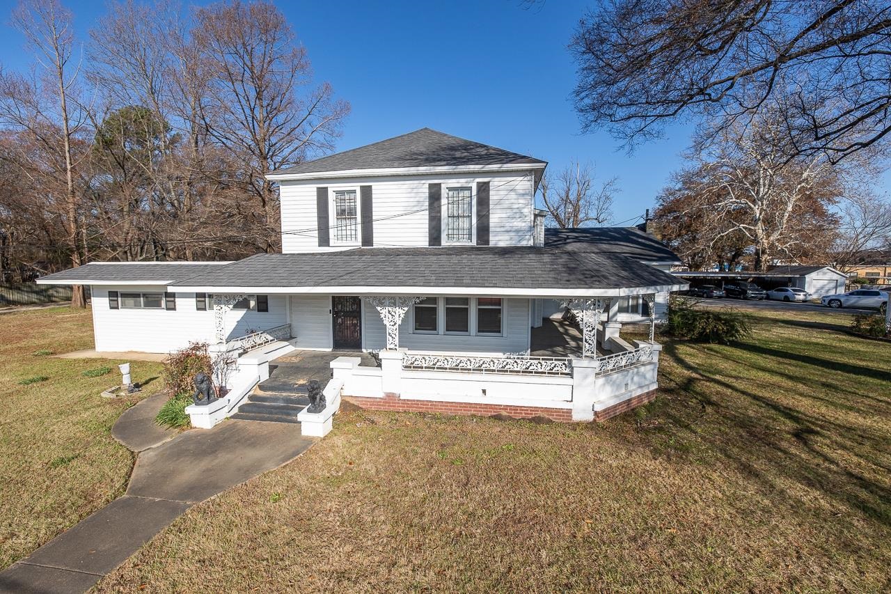 1108 WHITEHAVEN LN Property Photo 1