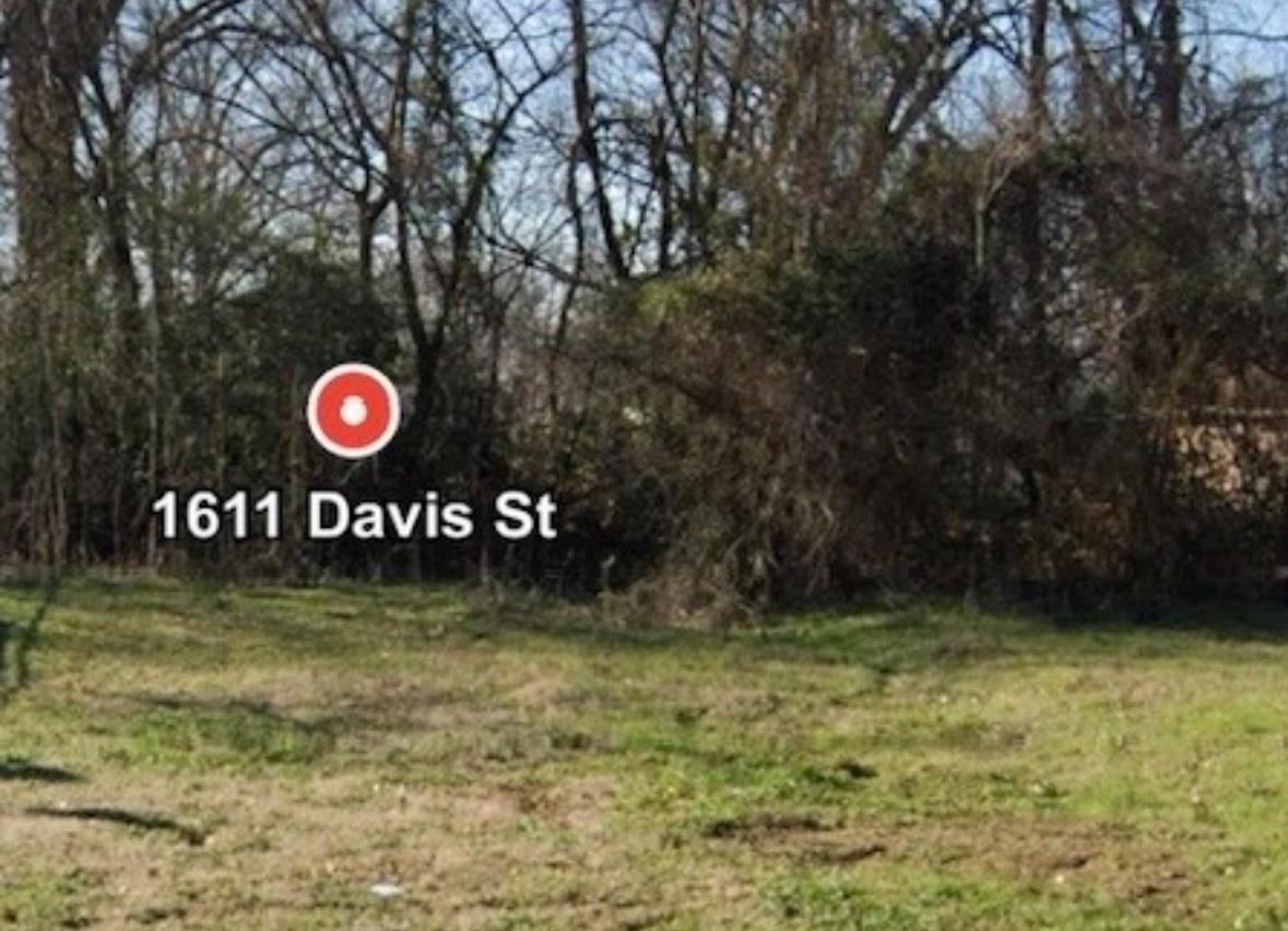 0 Davis St N Property Photo 1