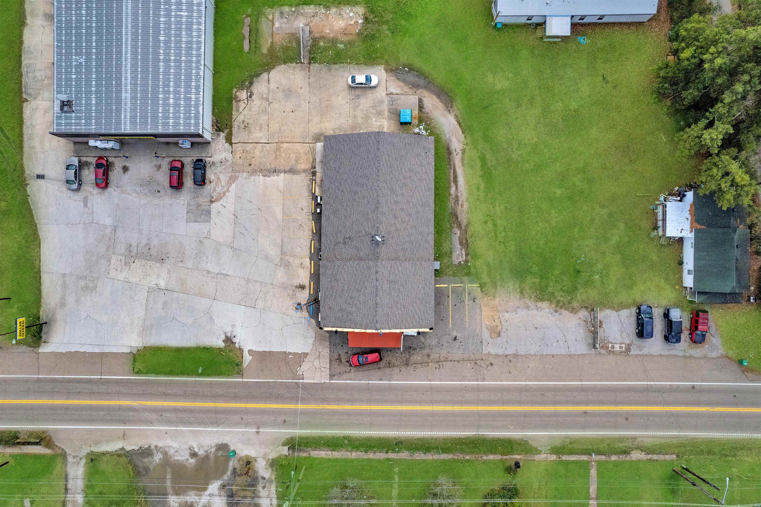95 70 Hwy Property Photo 5