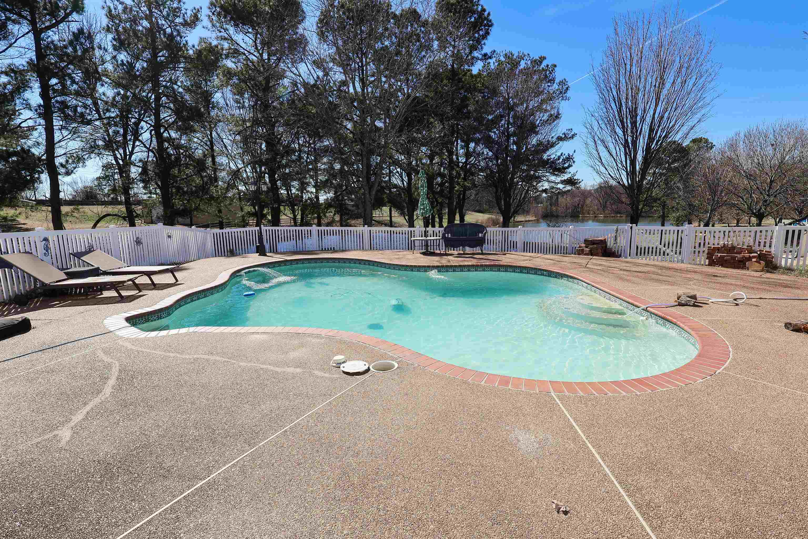 121 Reed Cir Property Photo 38