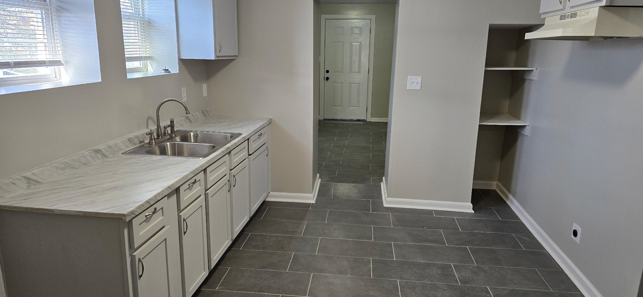 1410 South Ave Property Photo 3