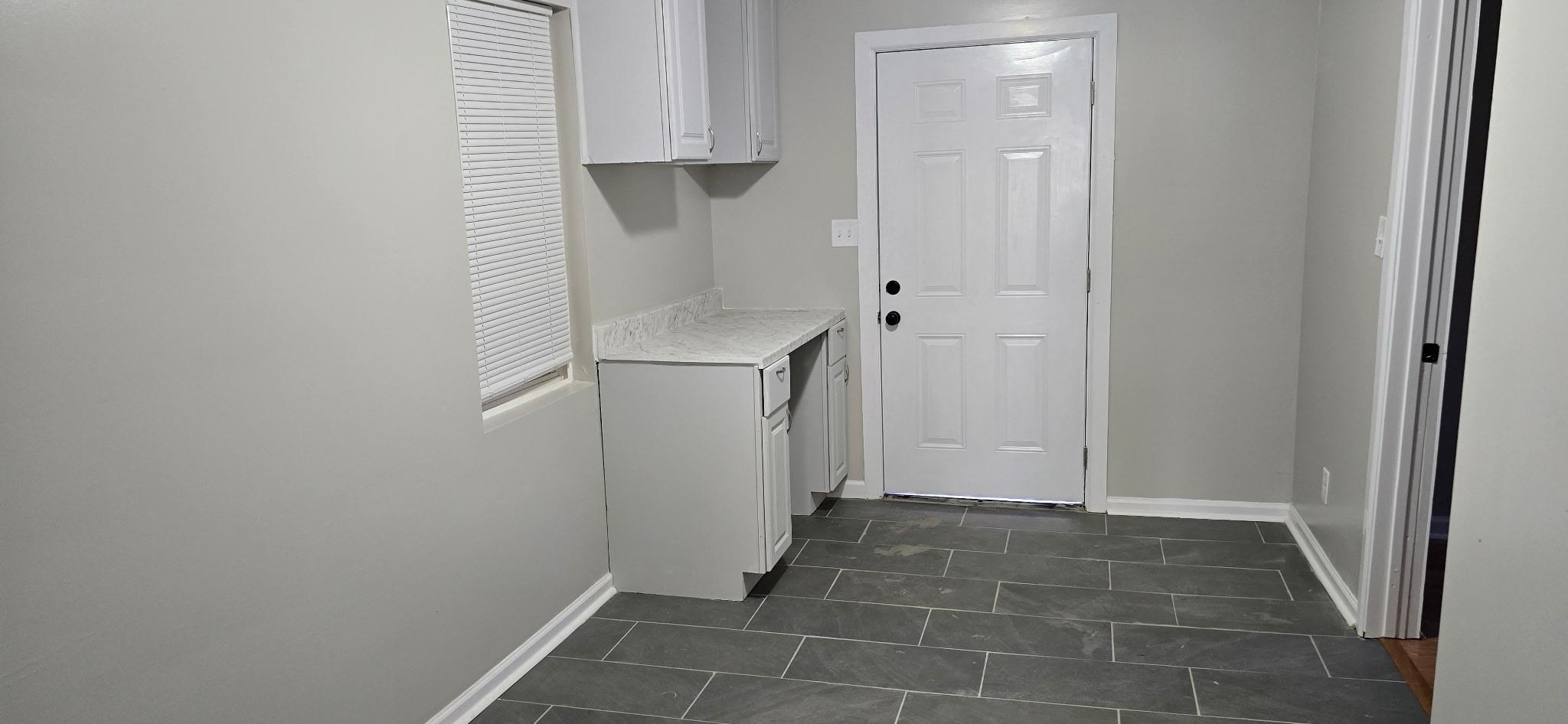 1410 South Ave Property Photo 7