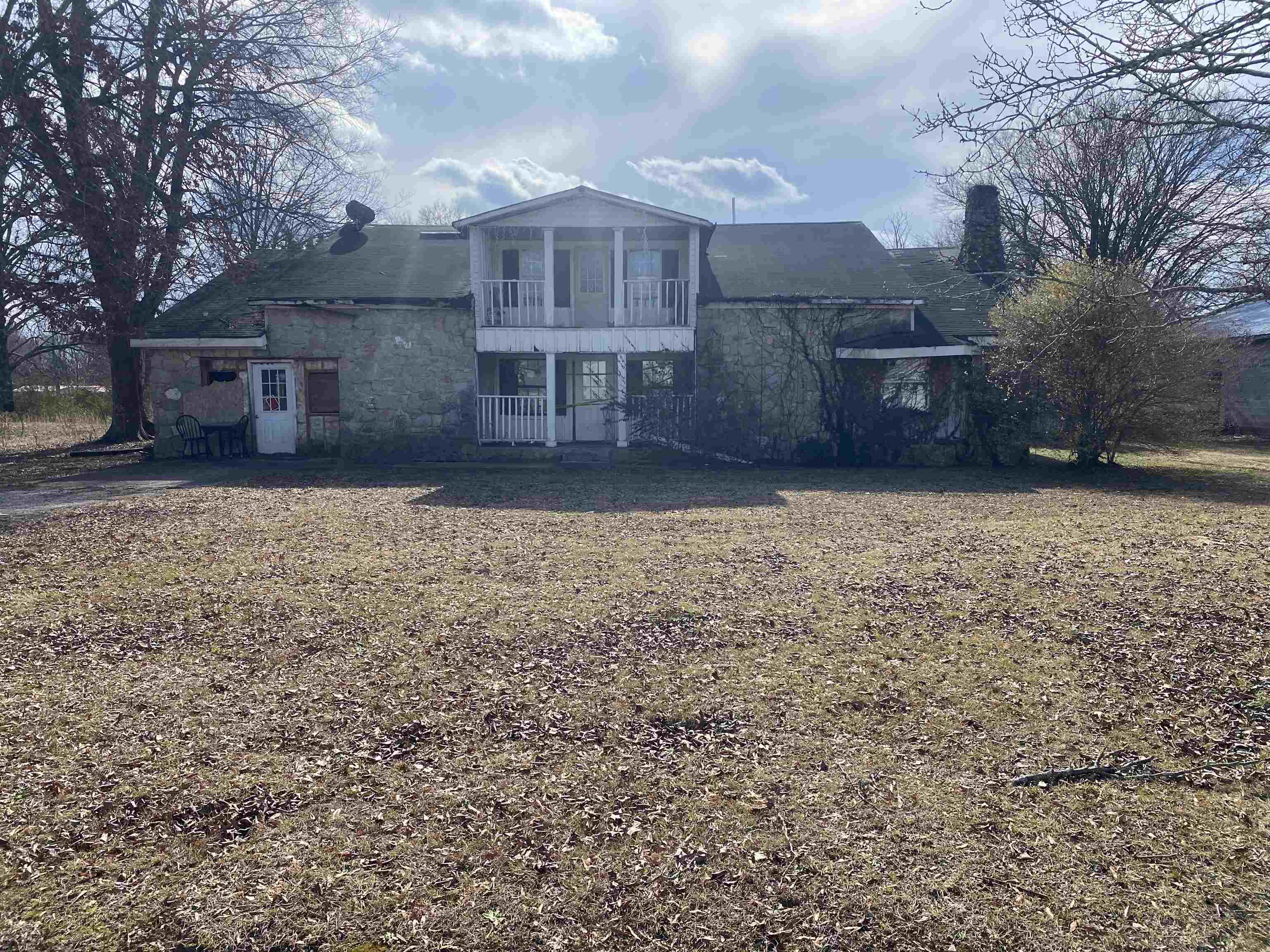 110 Eureka St Property Photo 2