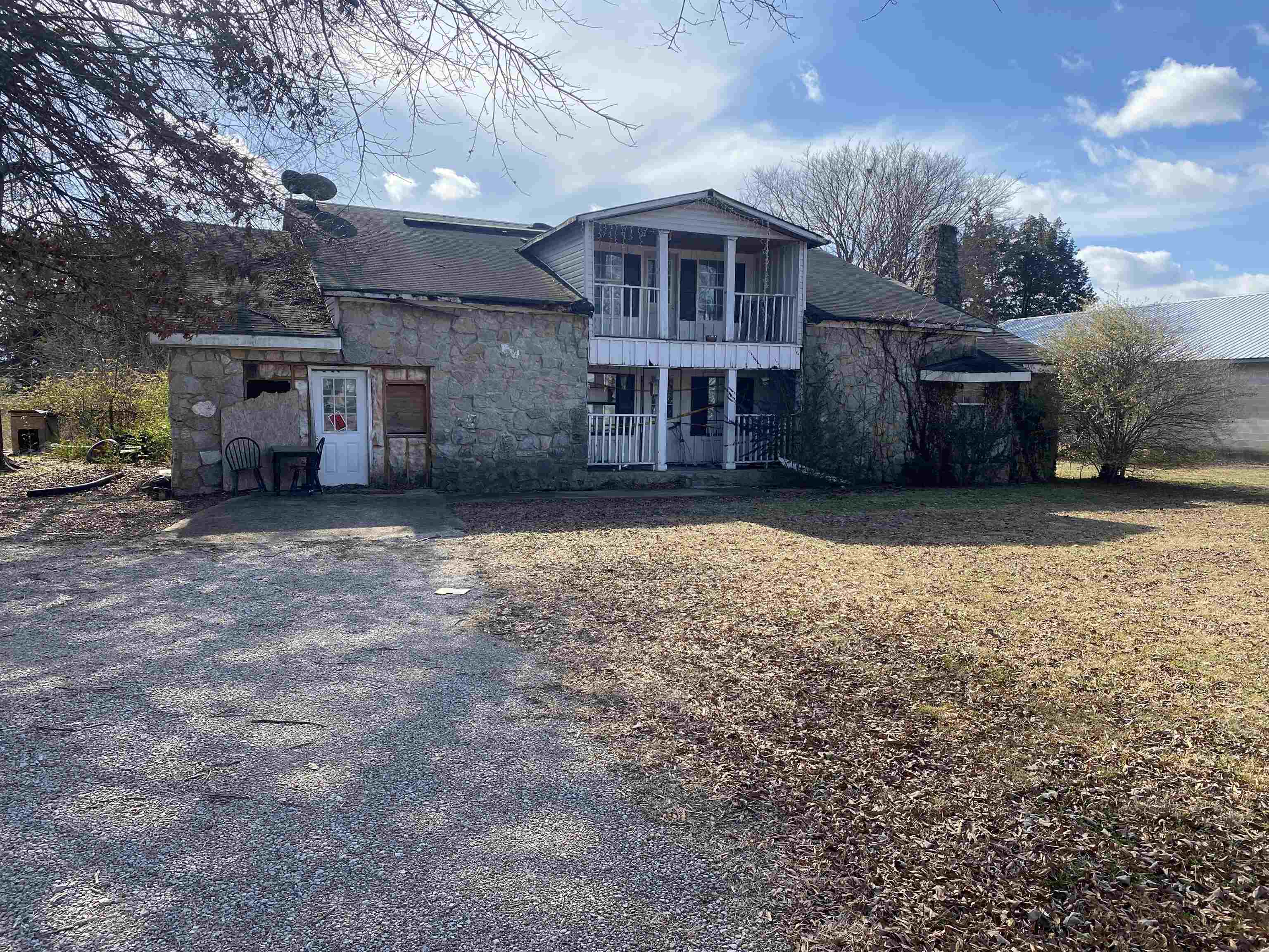 110 Eureka St Property Photo 5