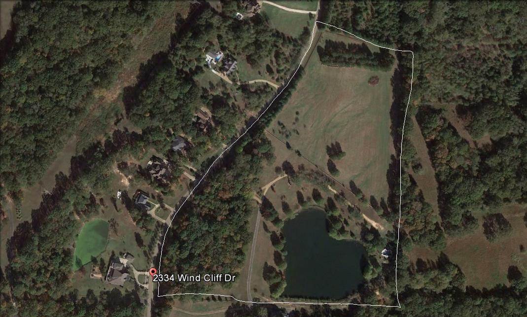 2330 Windcliff Dr Property Photo 2