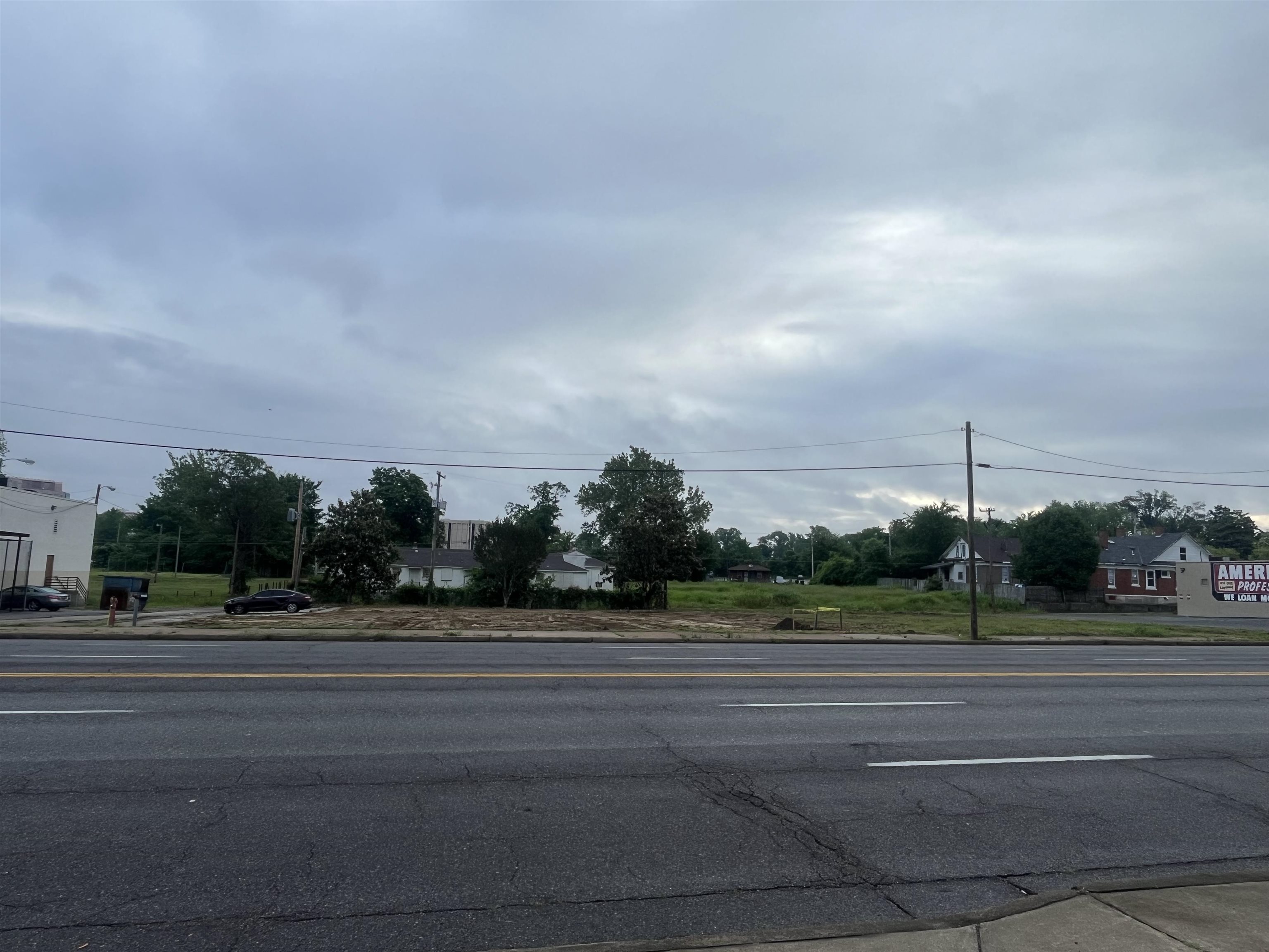 610 Poplar Ave Property Photo 1