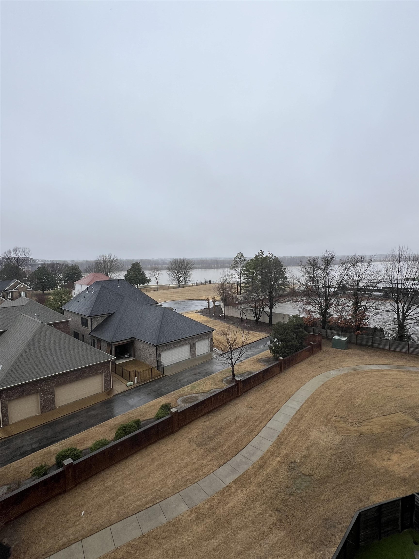 717 Riverside Dr 505 Property Photo 24