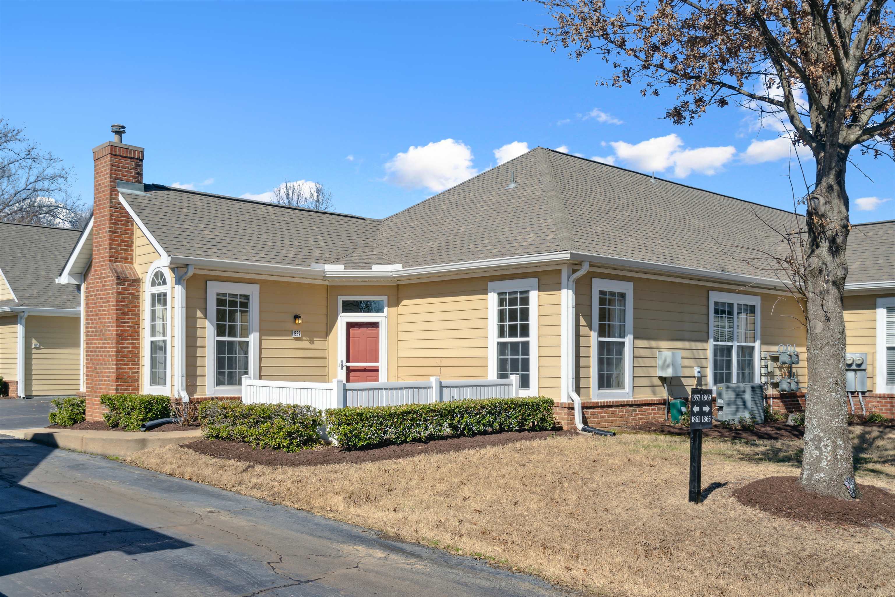 1869 Appling Oaks Cir 6 Property Photo 1