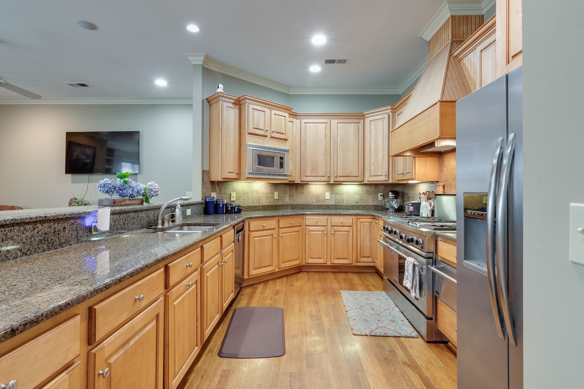 226 N White Station Rd Property Photo 15