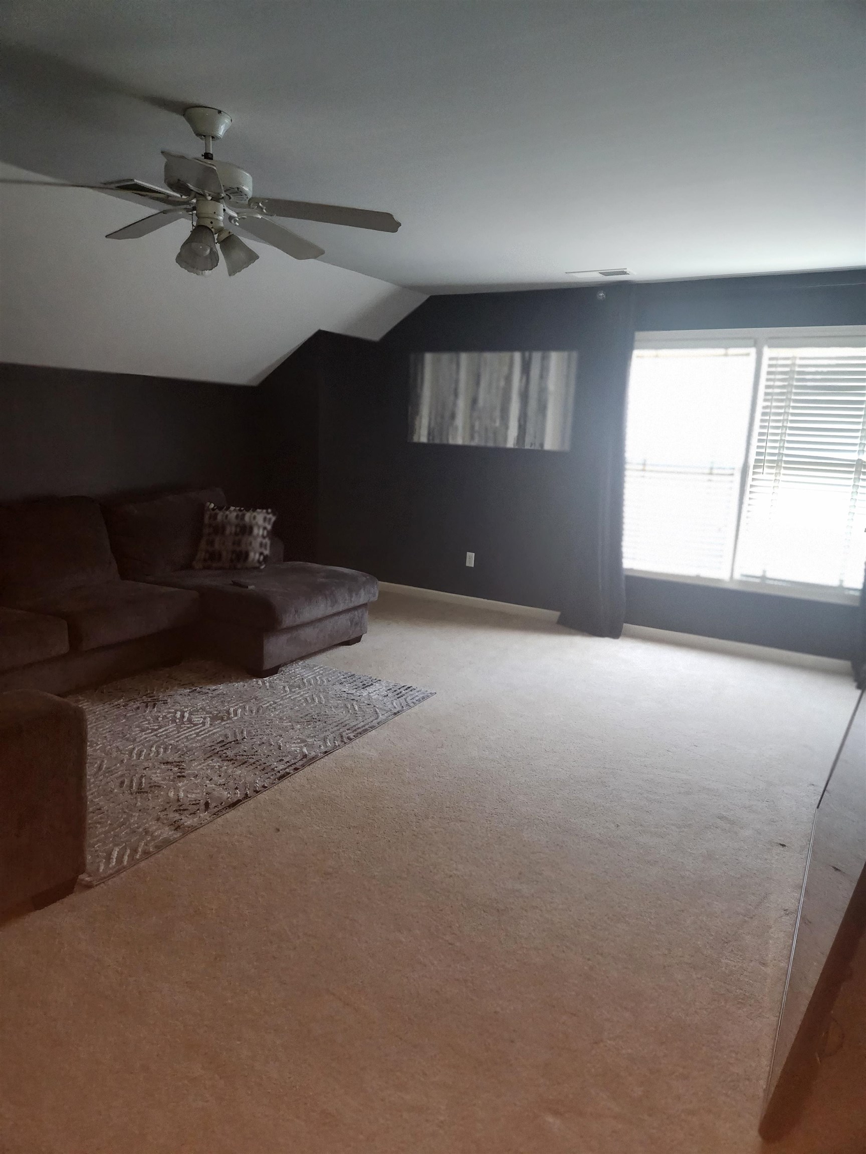 8495 Farley Ave Property Photo 6