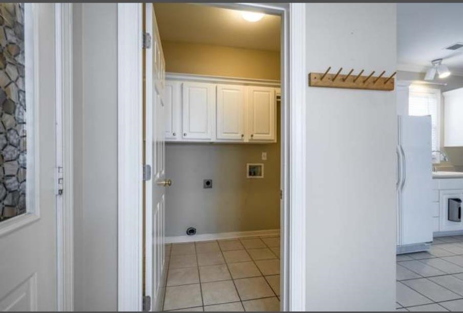 8495 Farley Ave Property Photo 15