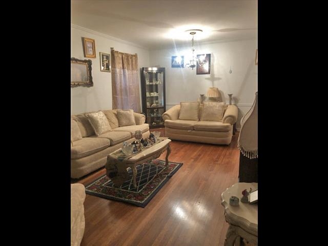 3313 Earl Dr Property Photo 5