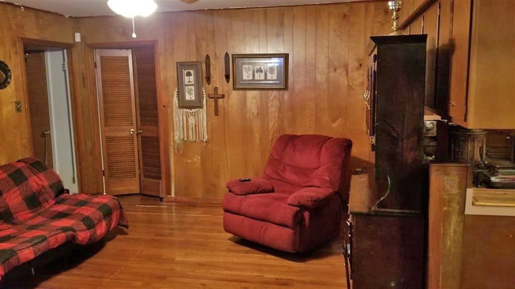 3313 Earl Dr Property Photo 7