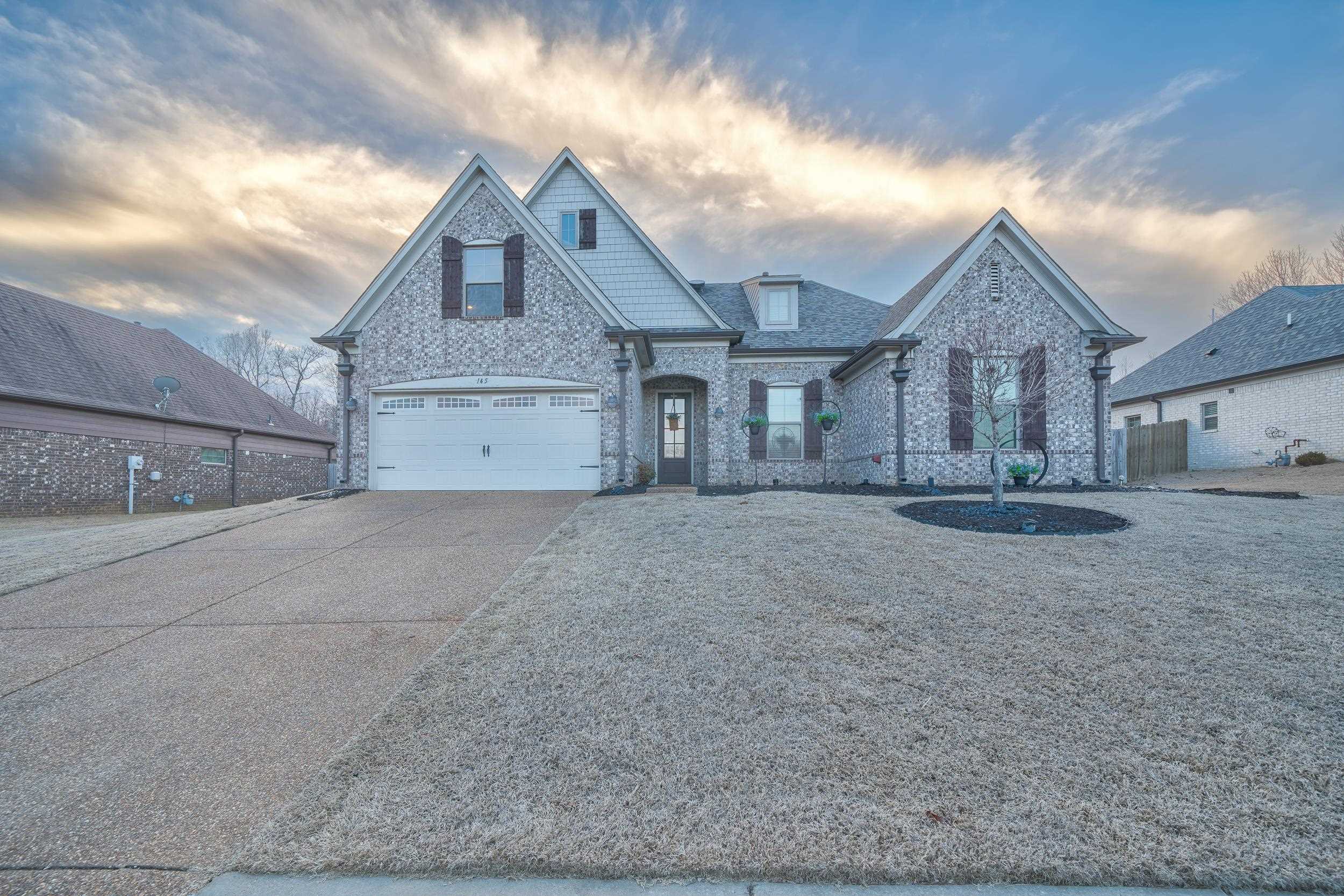 145 Arabella Cir Property Photo 1