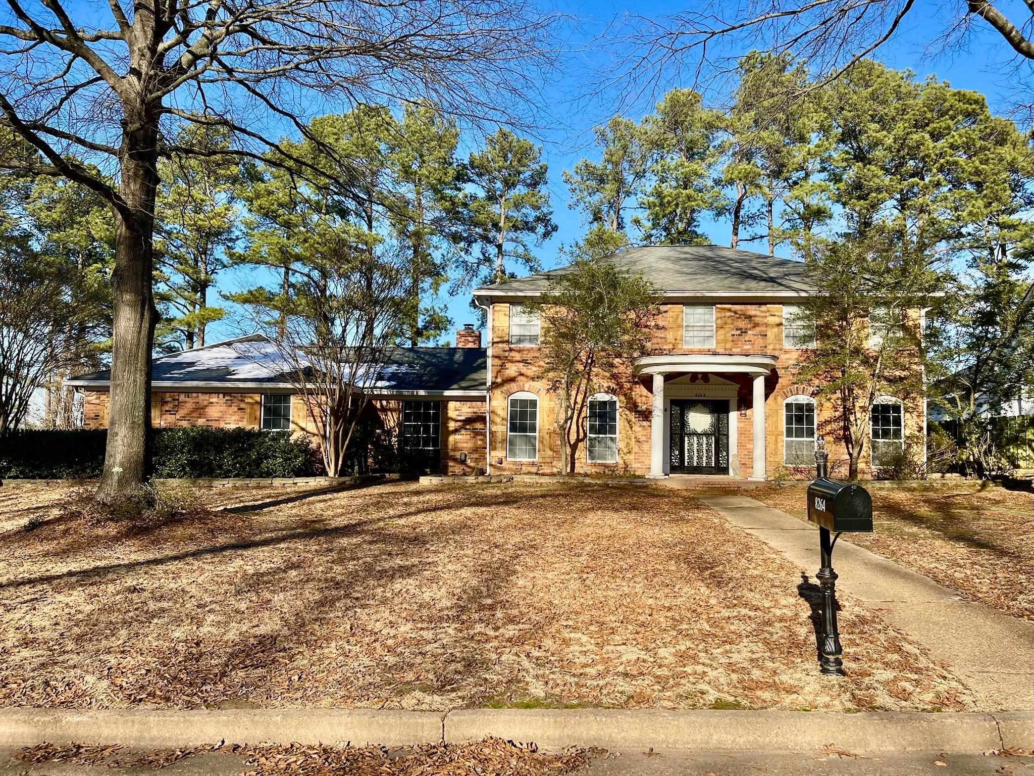 8264 Whispering Pines Cir Property Photo 1