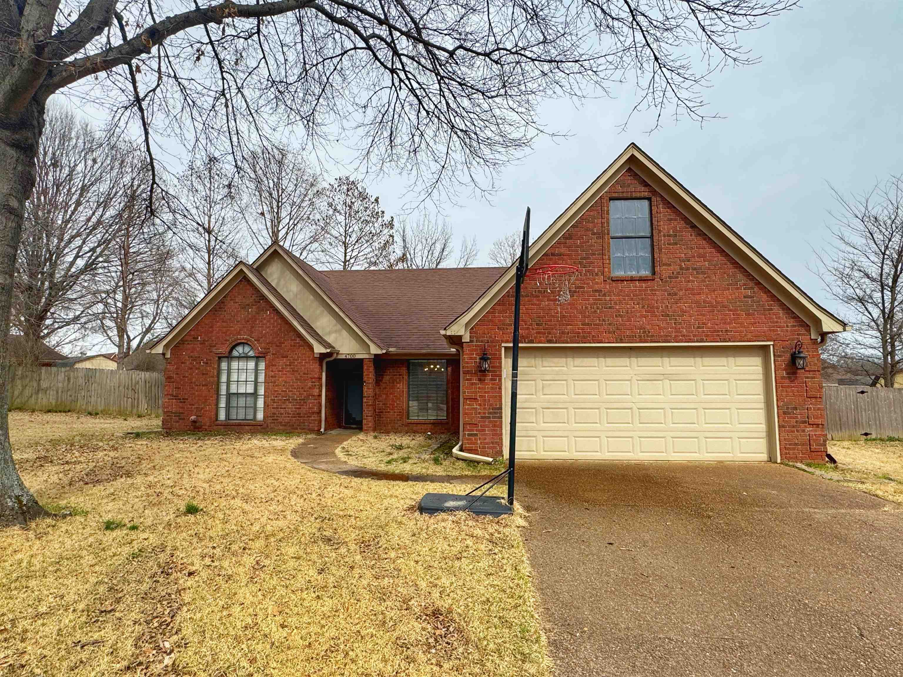 4700 Shadow Tree Cv Property Photo 1