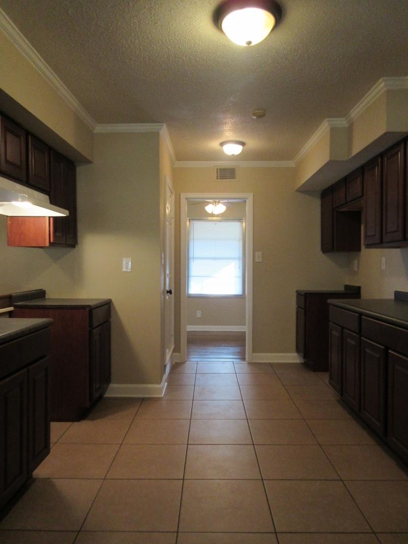 3379 Ridgecrest St Property Photo 7